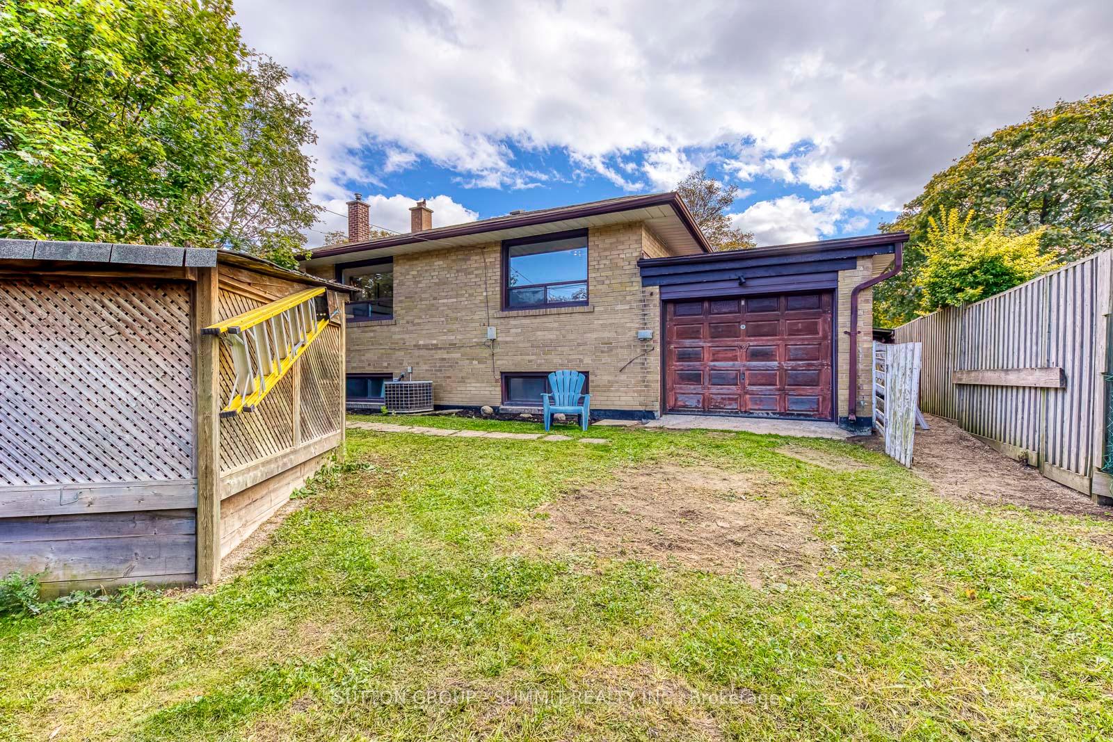 Photo 38 of 42 Winnipeg Road, Etobicoke, Kingsview Village-The Westway — HOMEH