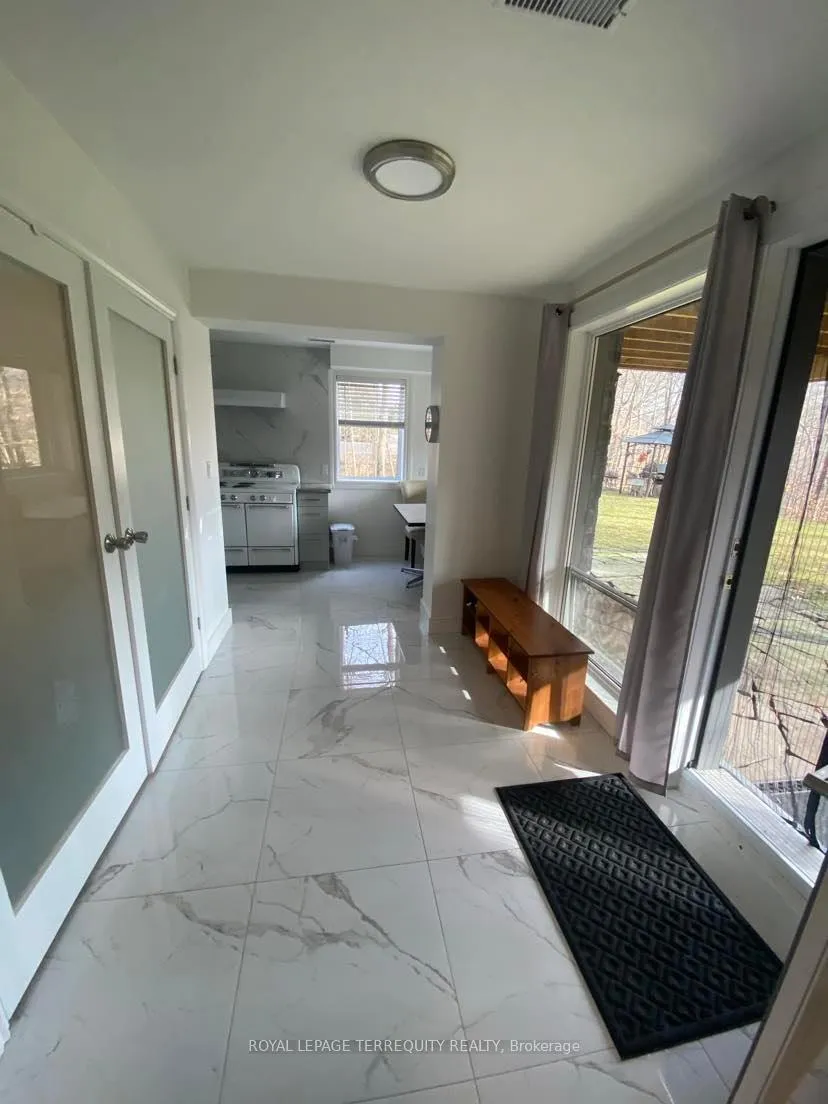 Photo 11 of Unit Main, 59 Leggett Avenue, Etobicoke, Humber Heights — HOMEH