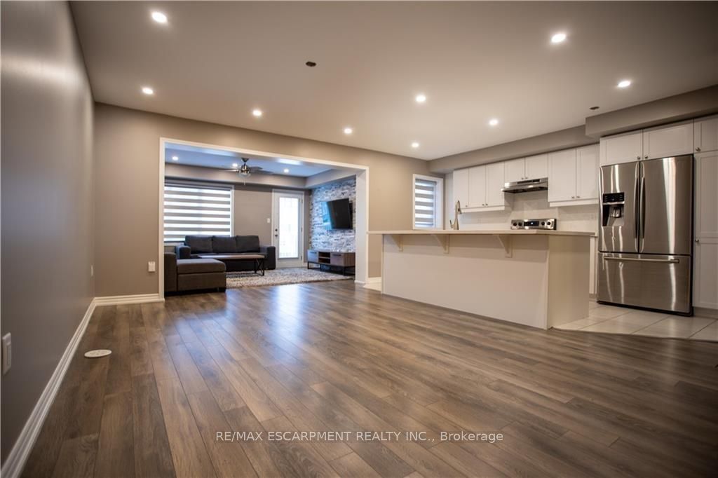 Photo 54 of 560 Allport Gate, Milton, Clarke — HOMEH