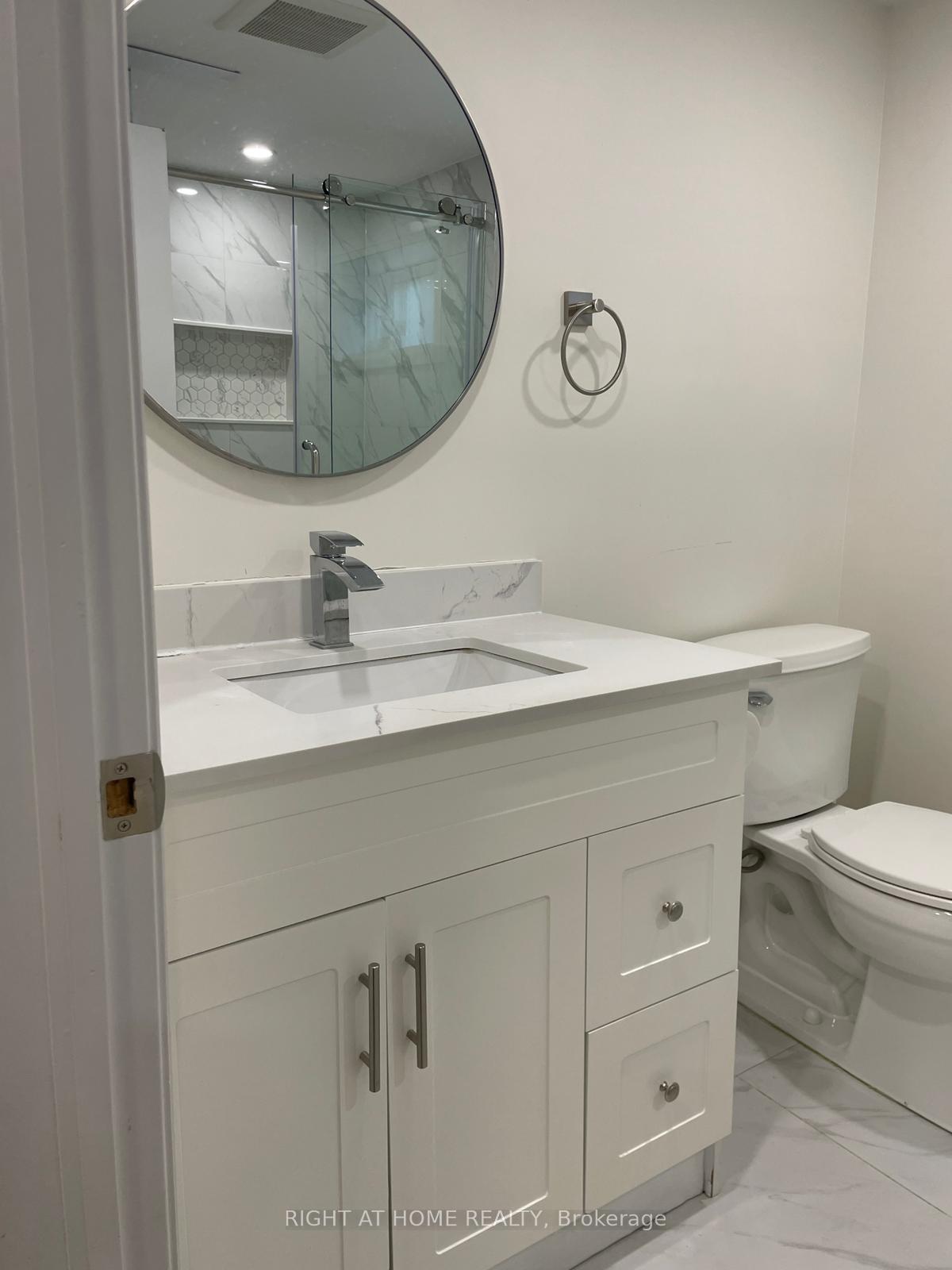 Photo 7 of 34 Cromer Place, Etobicoke, Willowridge-Martingrove-Richview — HOMEH