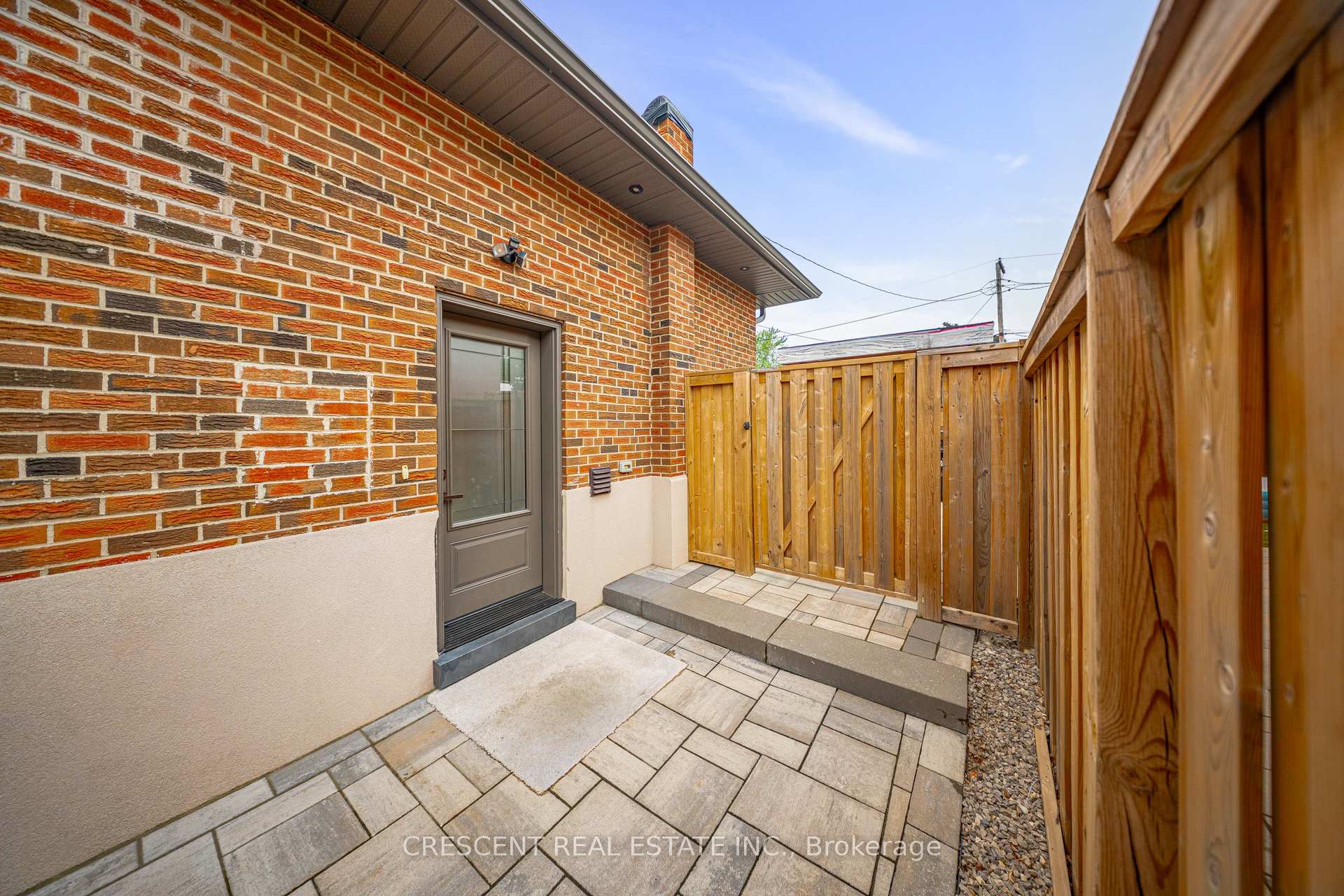Photo 8 of Unit Basement, 14 Brampton Road, Etobicoke, Willowridge-Martingrove-Richview — HOMEH