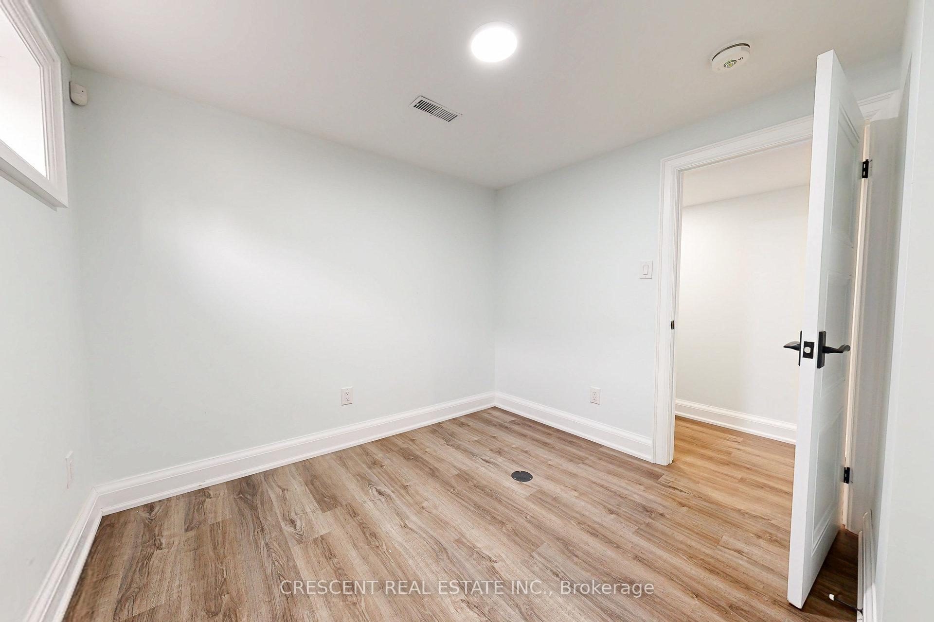 Photo 7 of Unit Basement, 14 Brampton Road, Etobicoke, Willowridge-Martingrove-Richview — HOMEH