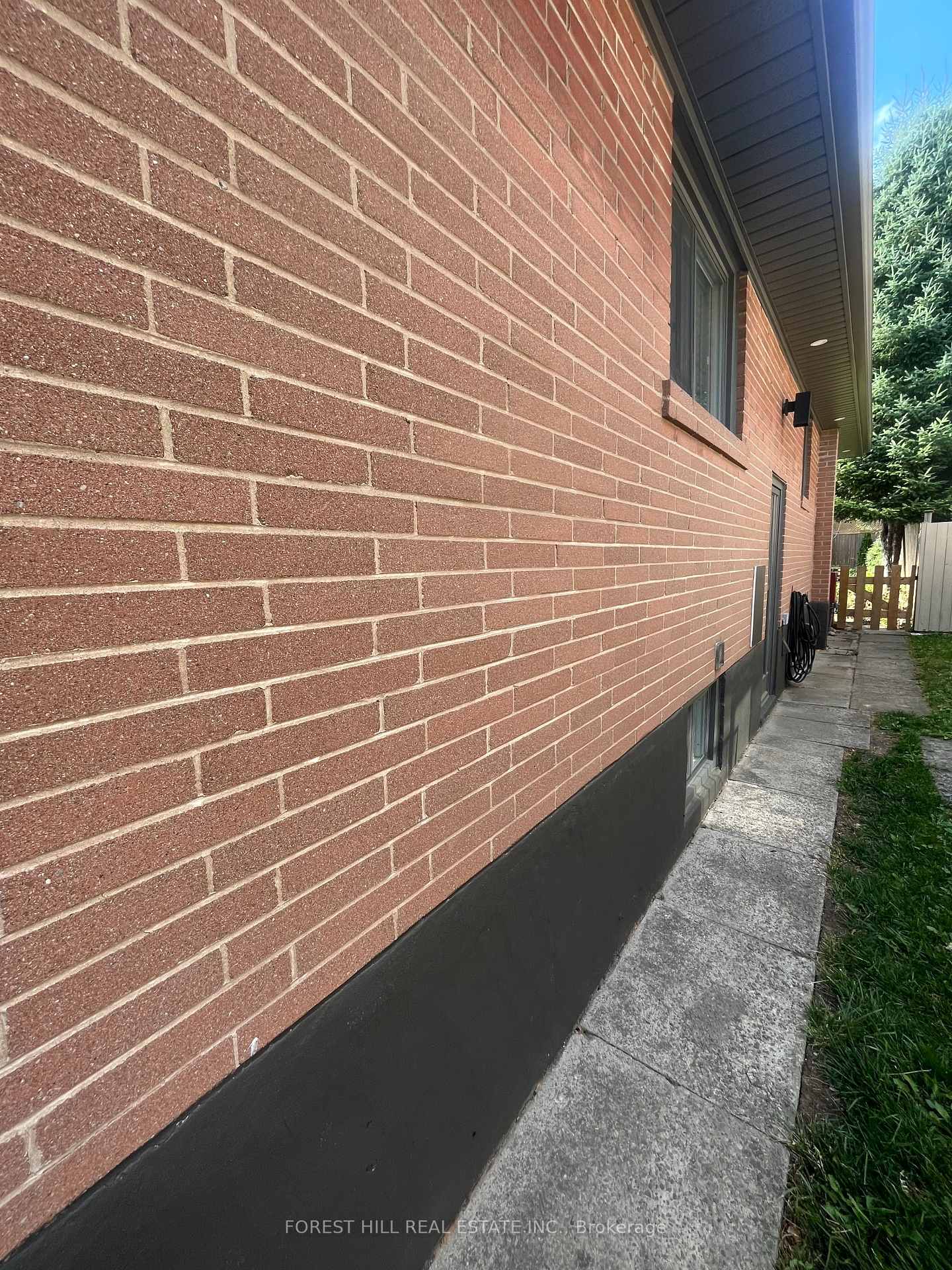 Photo 5 of Unit Bsmt, 18 Fletcher Place, Etobicoke, Kingsview Village-The Westway — HOMEH