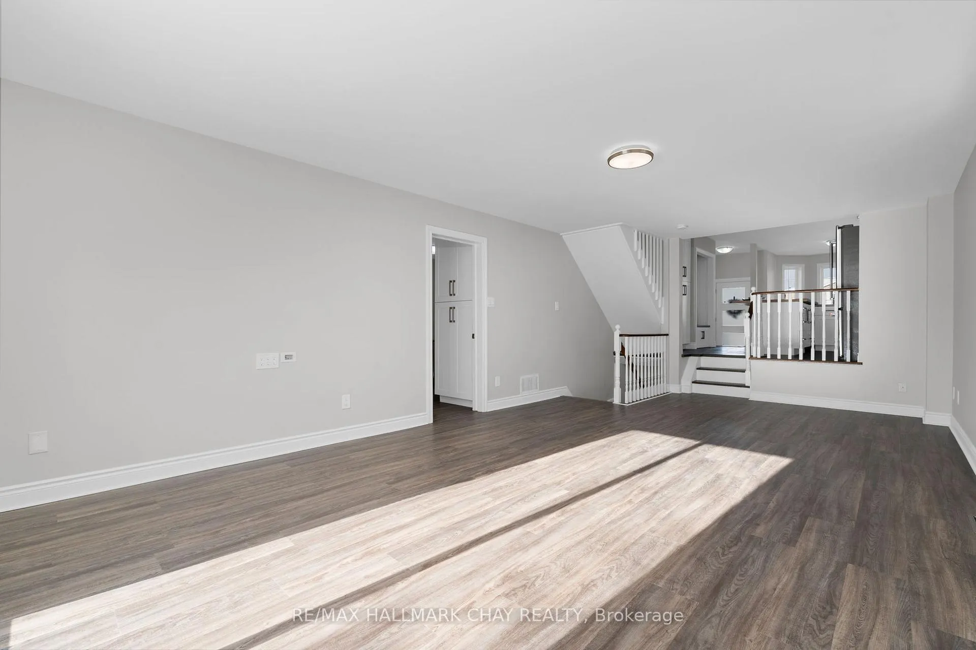 Photo 33 of 13 Willow Drive, Barrie, Holly — HOMEH