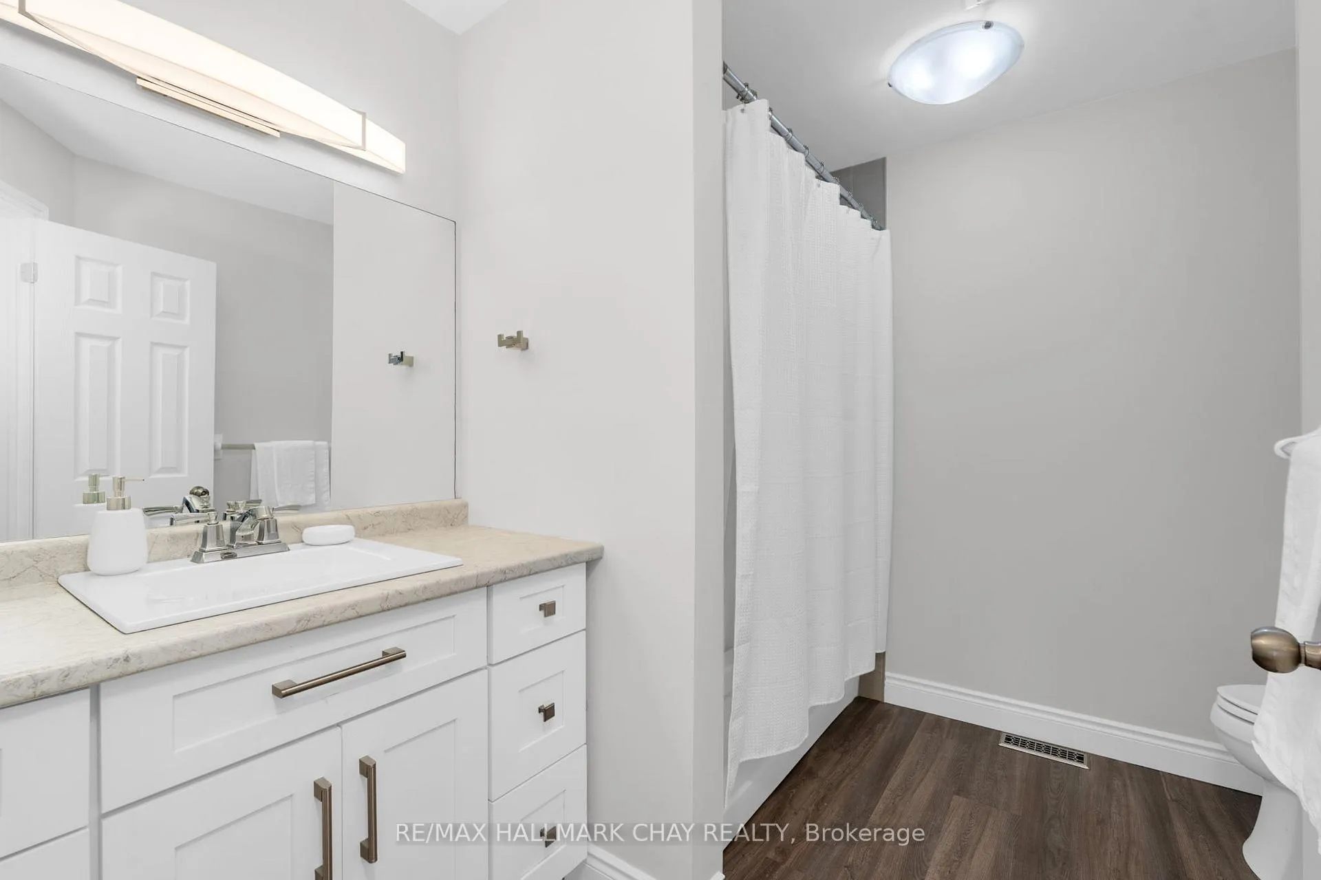 Photo 65 of 13 Willow Drive, Barrie, Holly — HOMEH