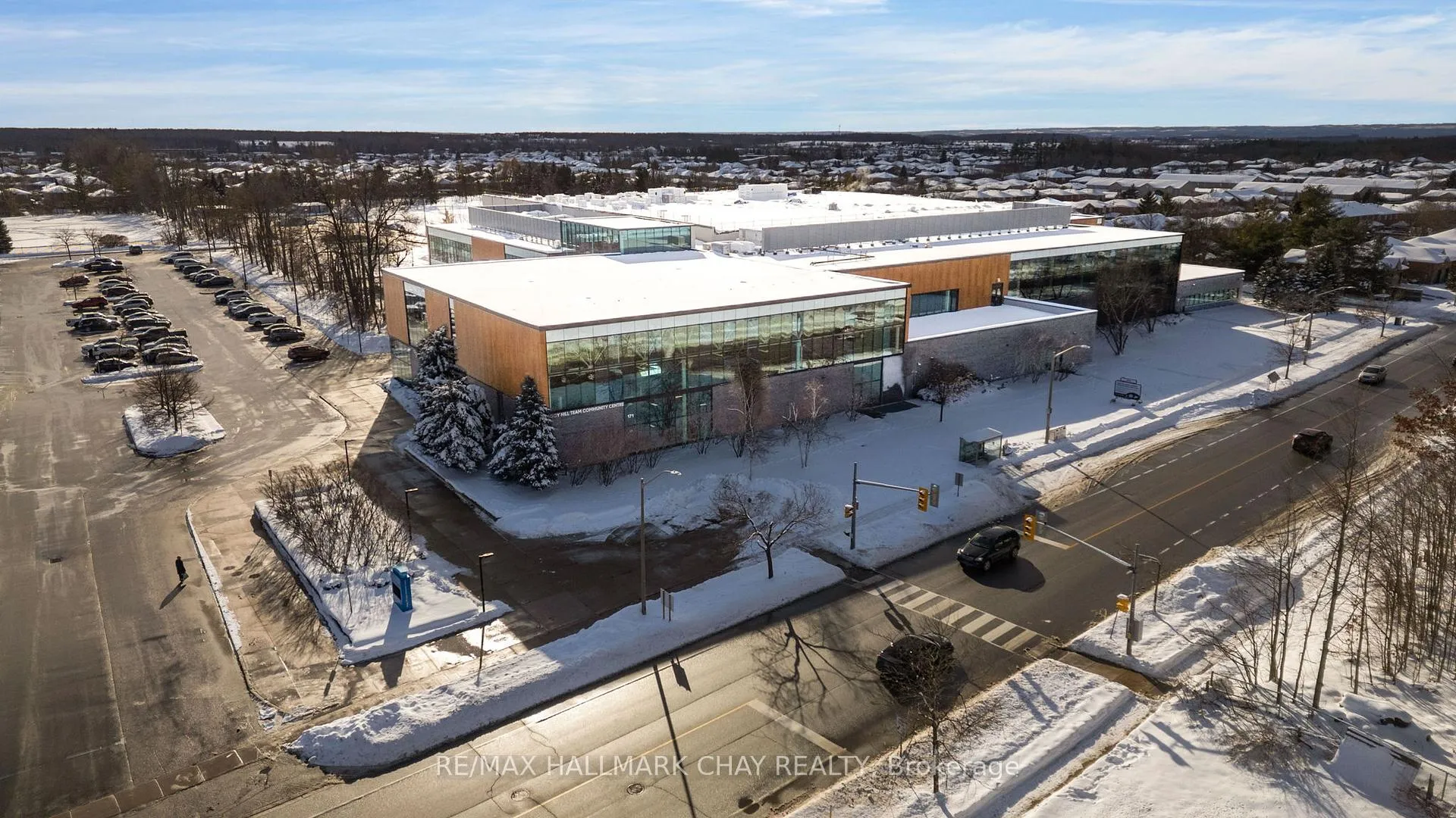 Photo 115 of 13 Willow Drive, Barrie, Holly — HOMEH