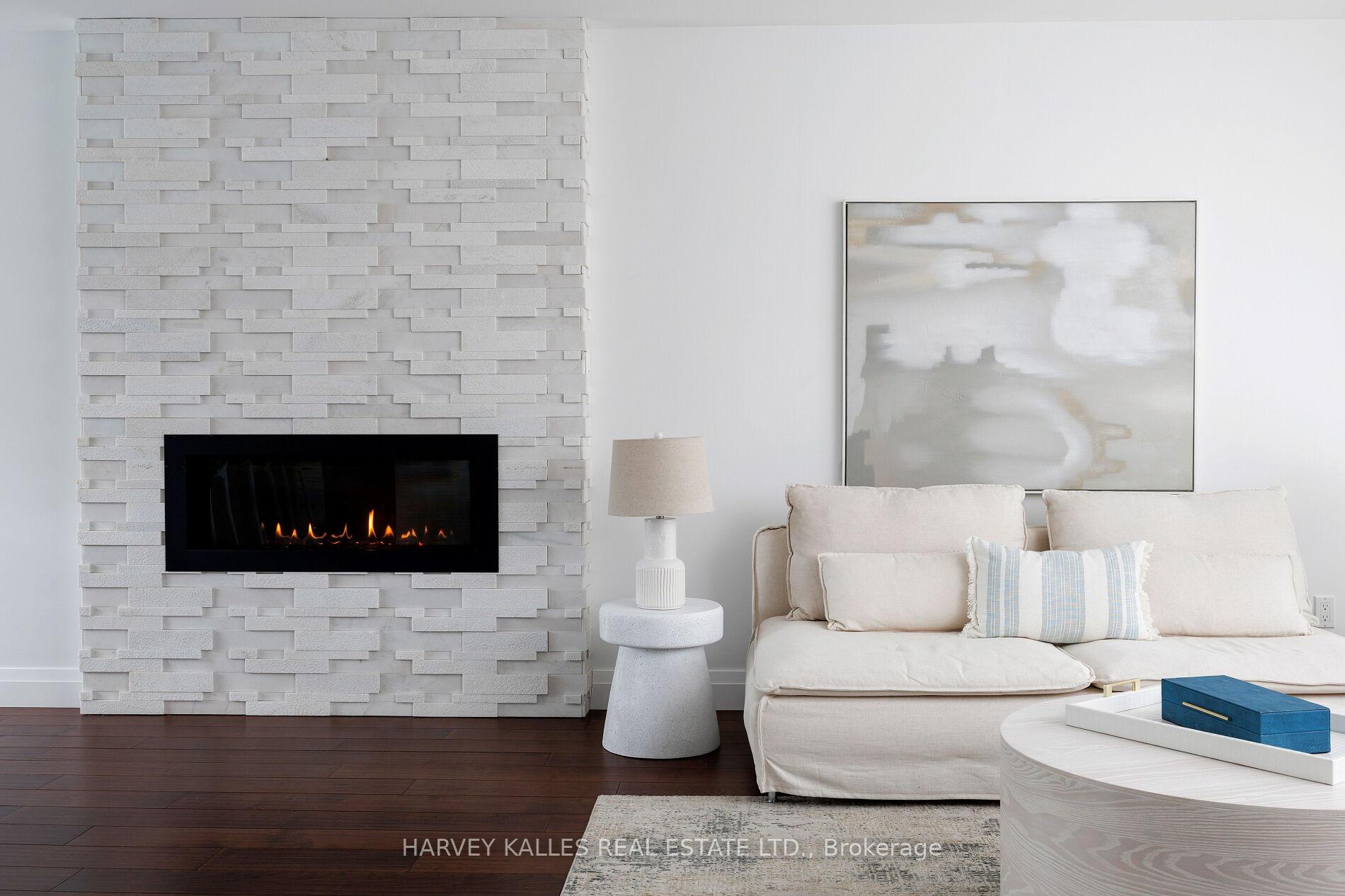 Photo 8 of 73 Summitcrest Drive, Etobicoke, Willowridge-Martingrove-Richview — HOMEH
