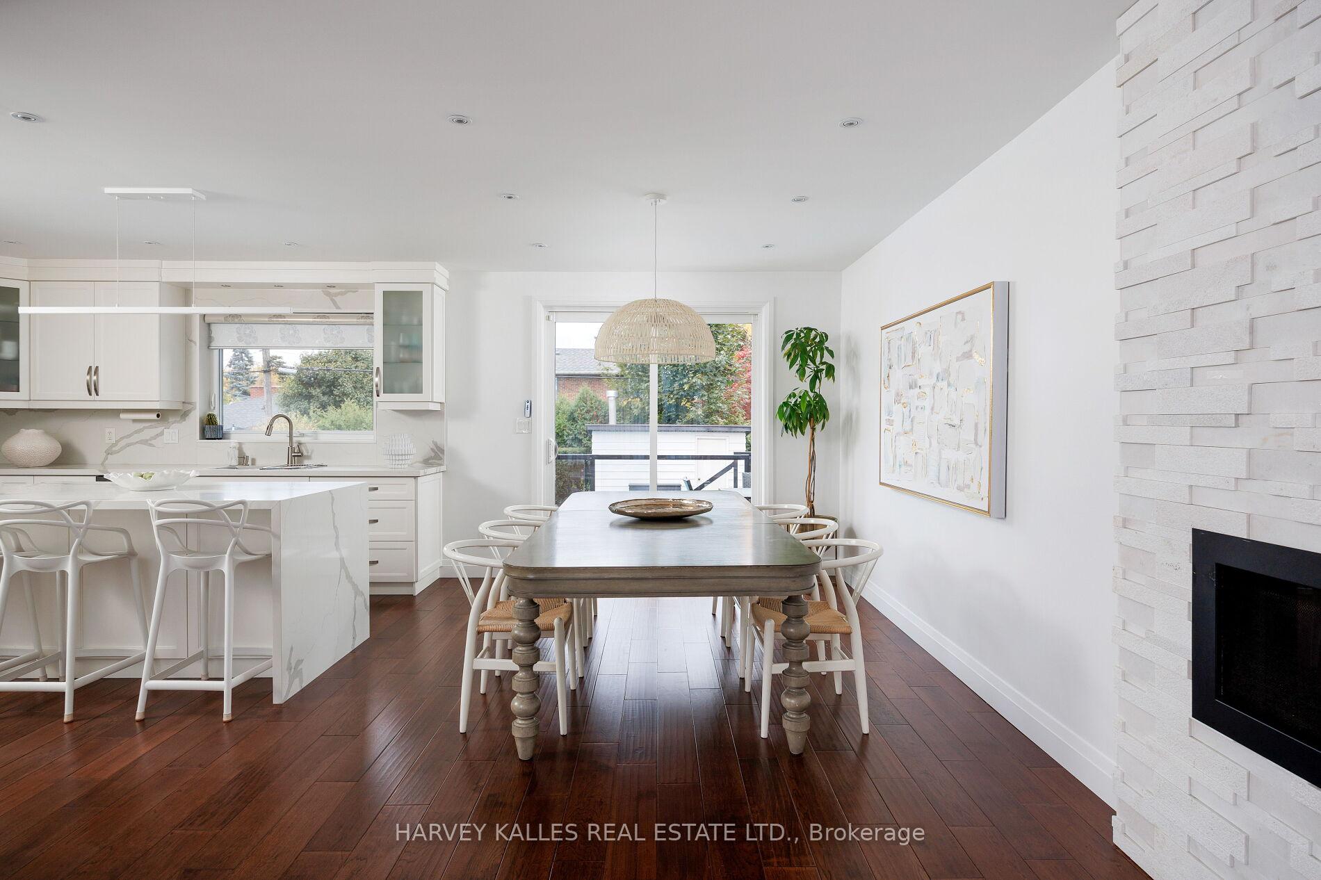 Photo 10 of 73 Summitcrest Drive, Etobicoke, Willowridge-Martingrove-Richview — HOMEH