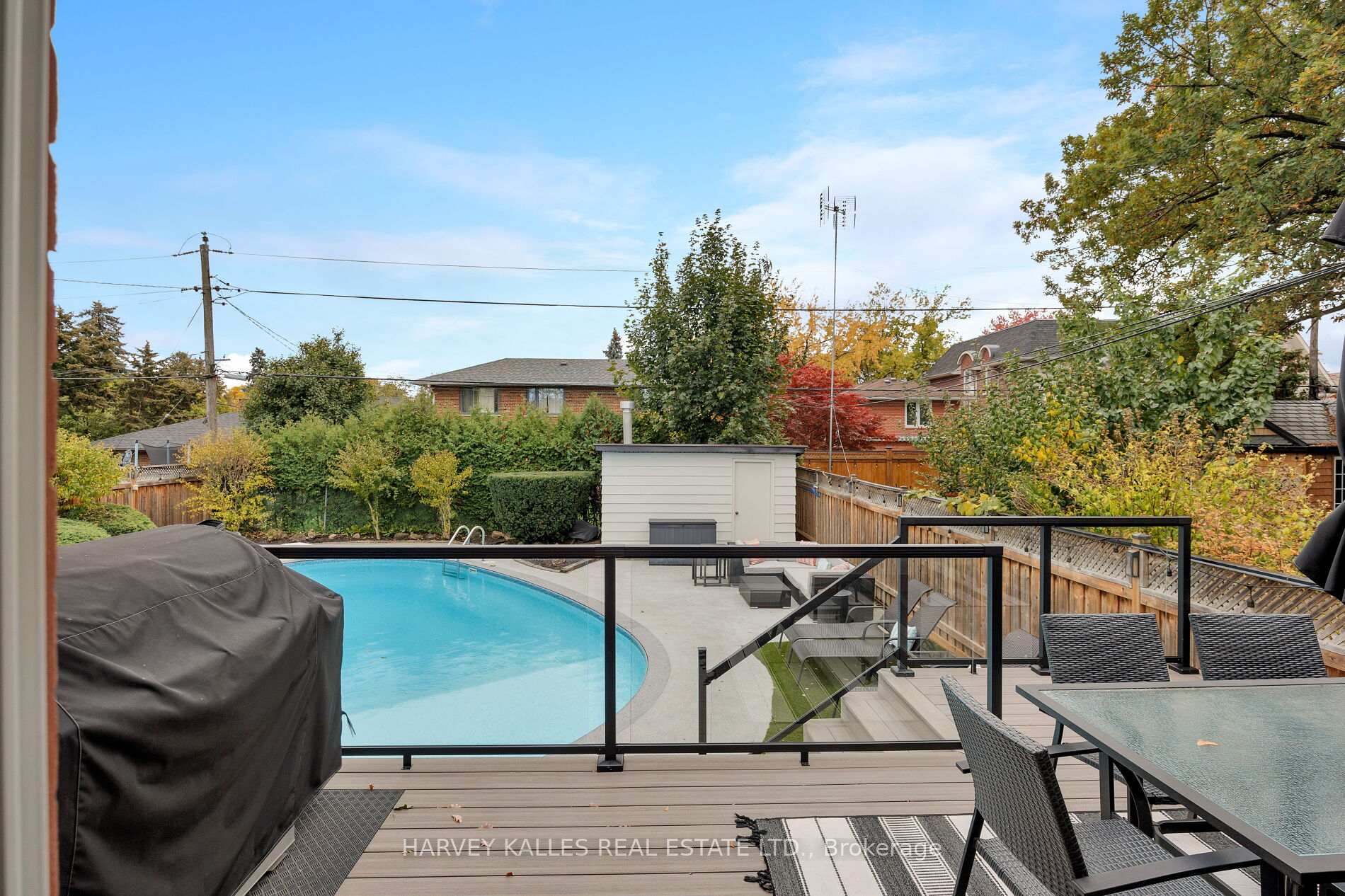 Photo 15 of 73 Summitcrest Drive, Etobicoke, Willowridge-Martingrove-Richview — HOMEH