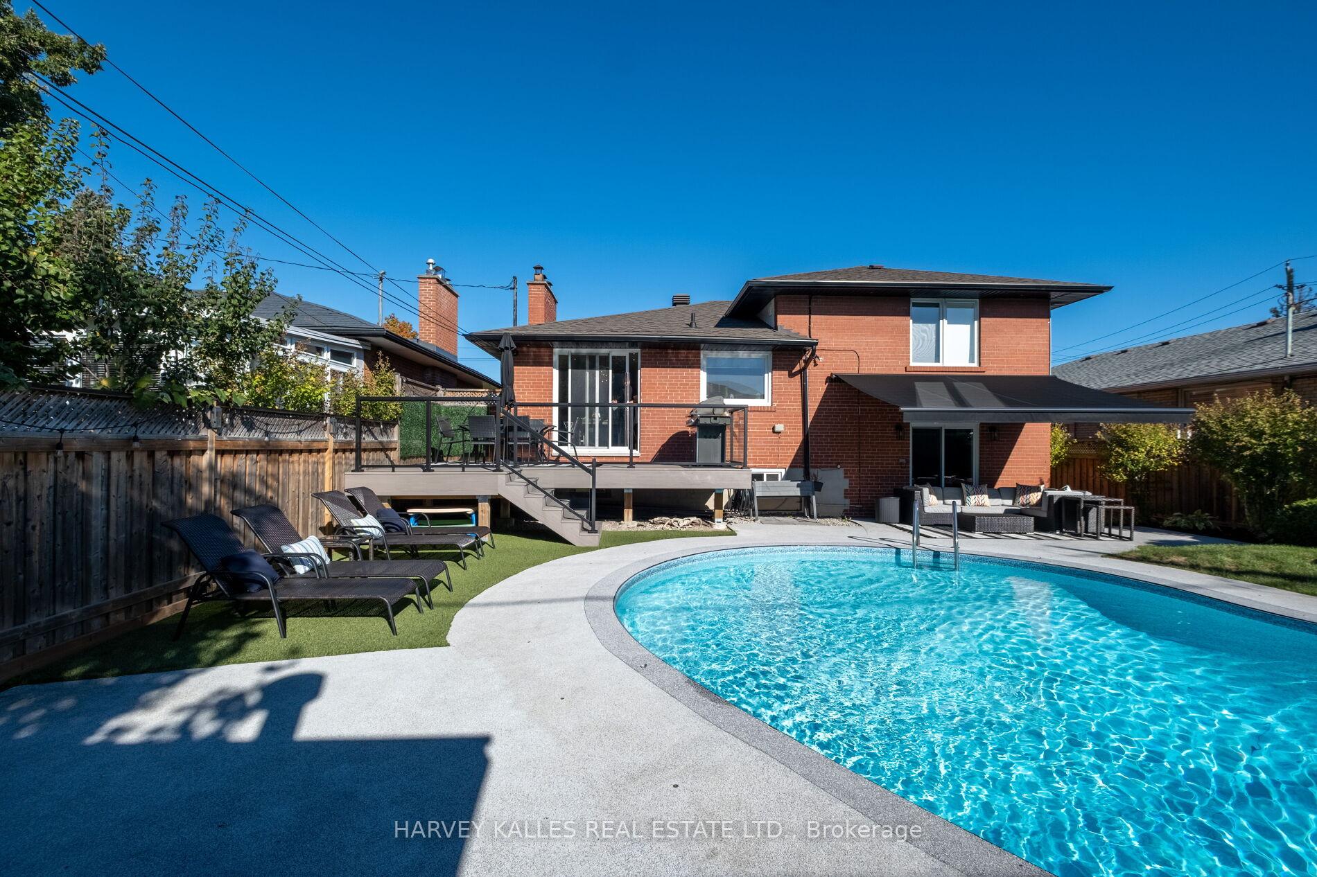 Photo 20 of 73 Summitcrest Drive, Etobicoke, Willowridge-Martingrove-Richview — HOMEH