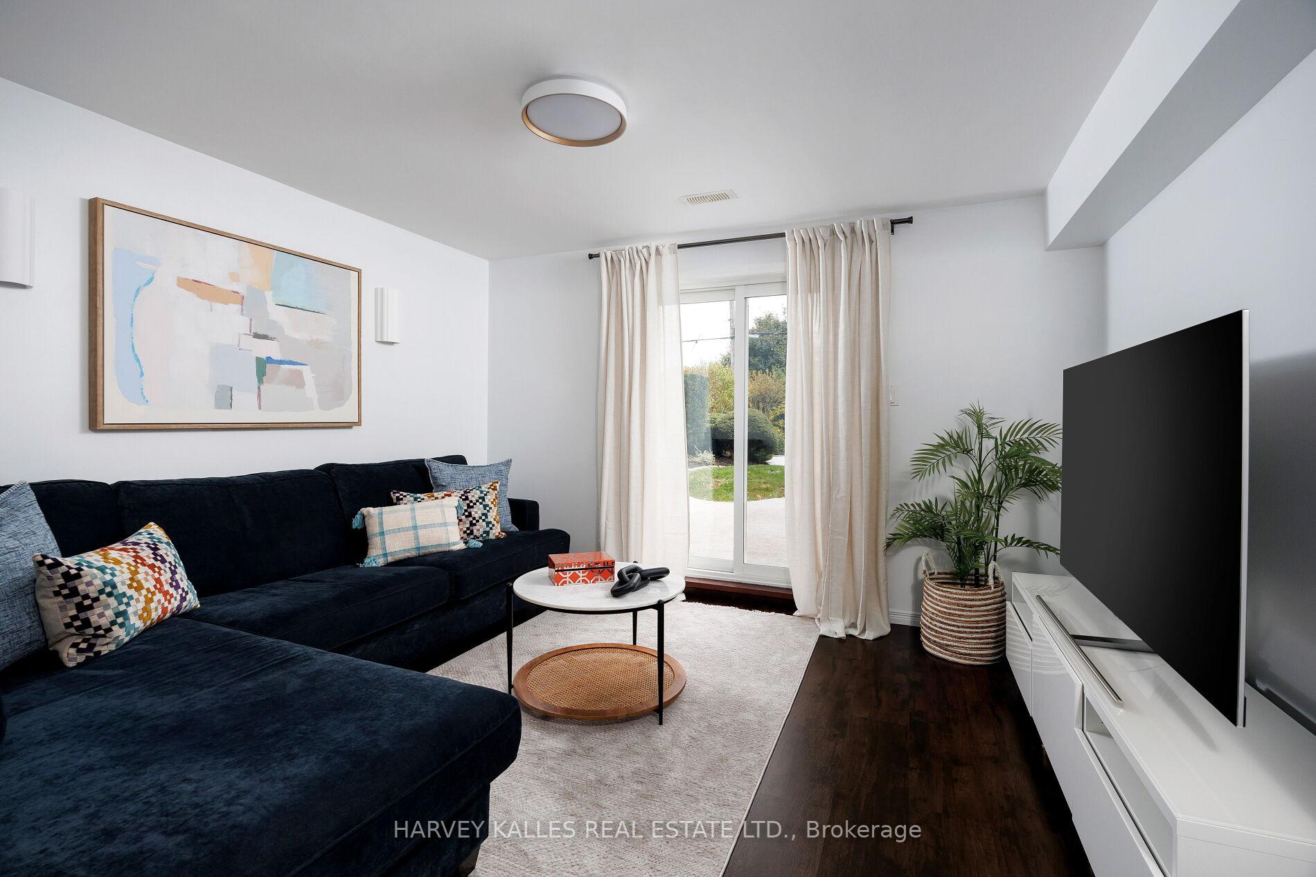 Photo 23 of 73 Summitcrest Drive, Etobicoke, Willowridge-Martingrove-Richview — HOMEH
