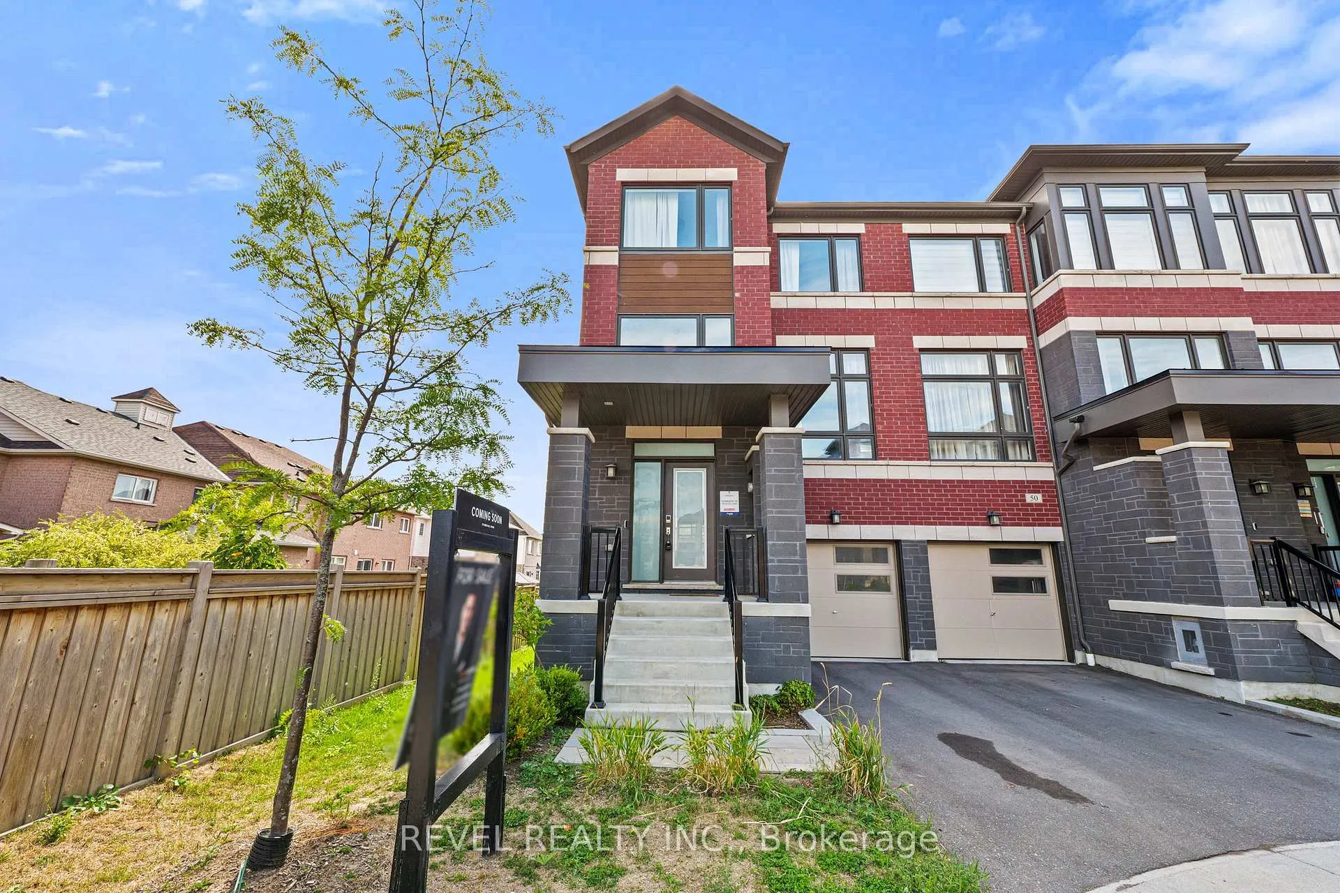 Photo 3 of 48 Douet Lane, Ajax, South East — HOMEH