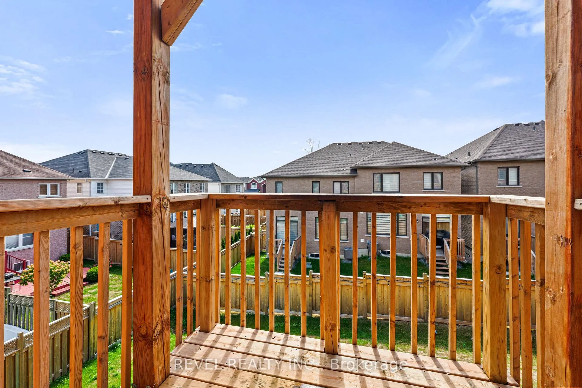 Photo 50 of 48 Douet Lane, Ajax, South East — HOMEH