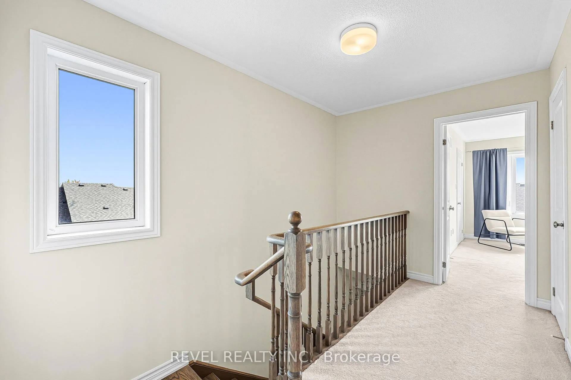 Photo 60 of 48 Douet Lane, Ajax, South East — HOMEH