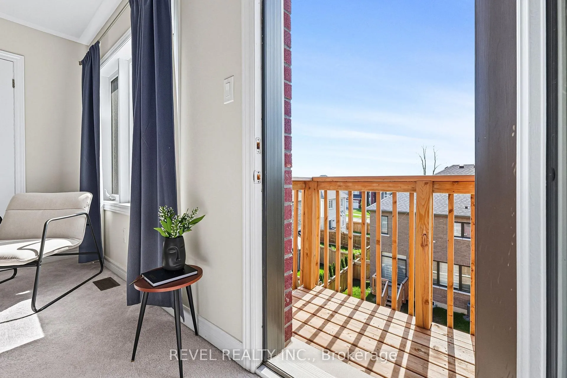 Photo 69 of 48 Douet Lane, Ajax, South East — HOMEH