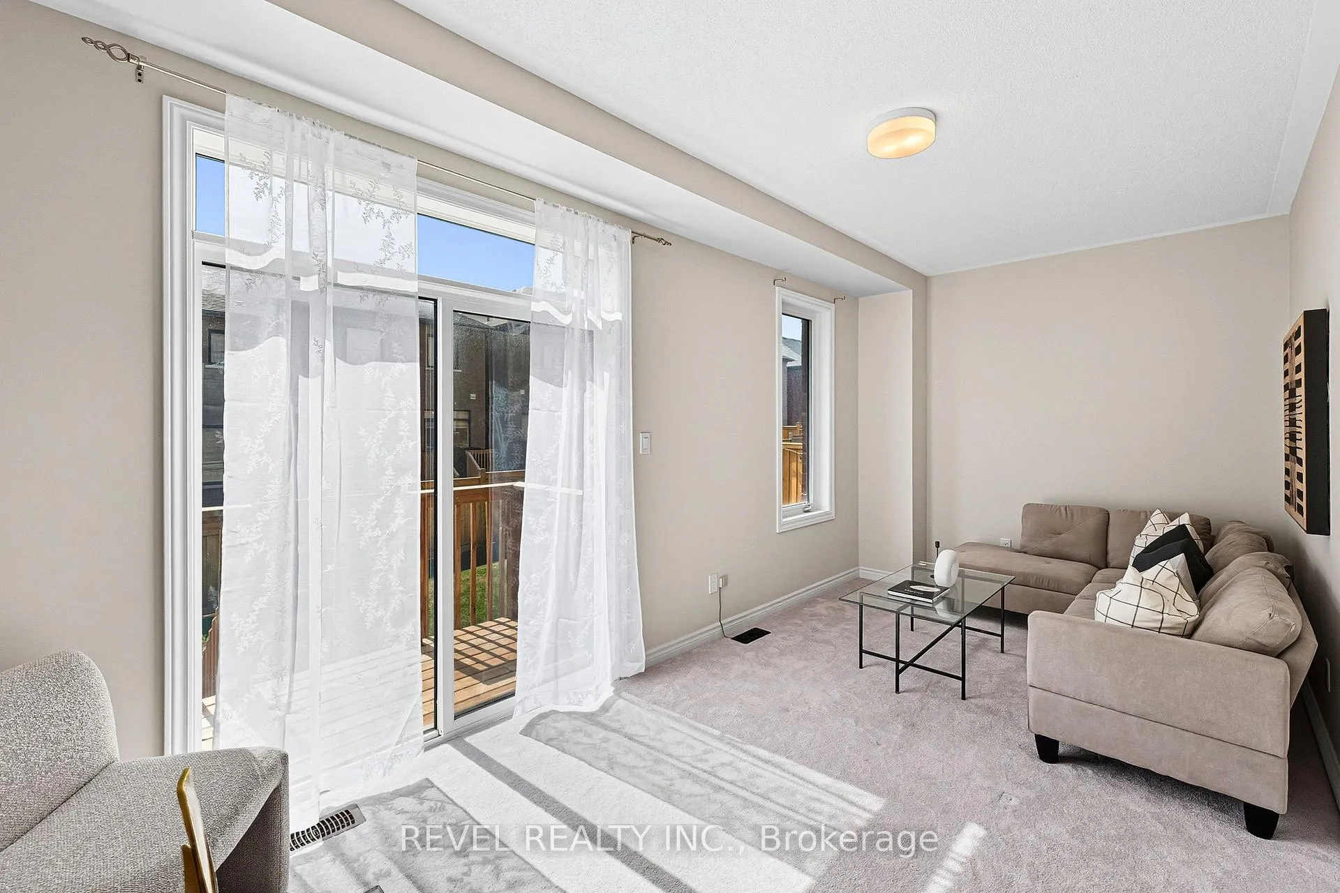 Photo 90 of 48 Douet Lane, Ajax, South East — HOMEH
