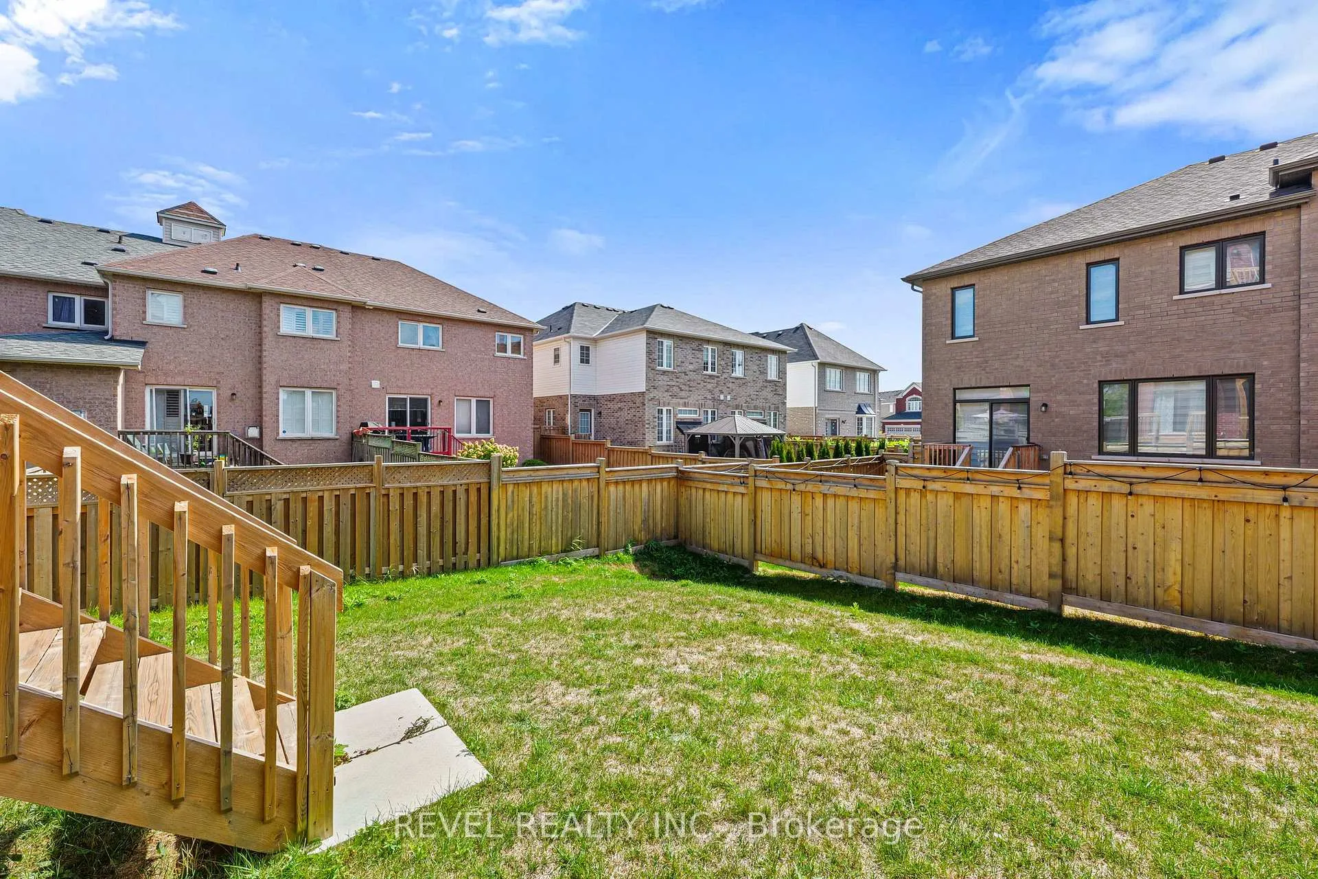 Photo 99 of 48 Douet Lane, Ajax, South East — HOMEH