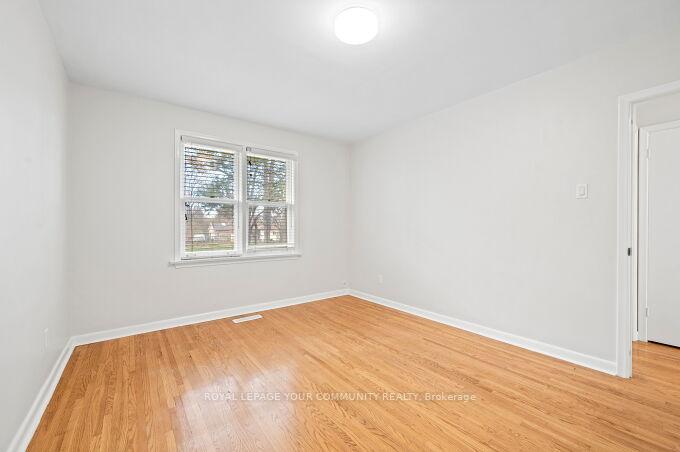 Photo 14 of 4 Windsor Road, Etobicoke, Kingsview Village-The Westway — HOMEH