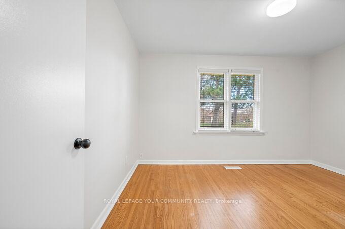Photo 17 of 4 Windsor Road, Etobicoke, Kingsview Village-The Westway — HOMEH