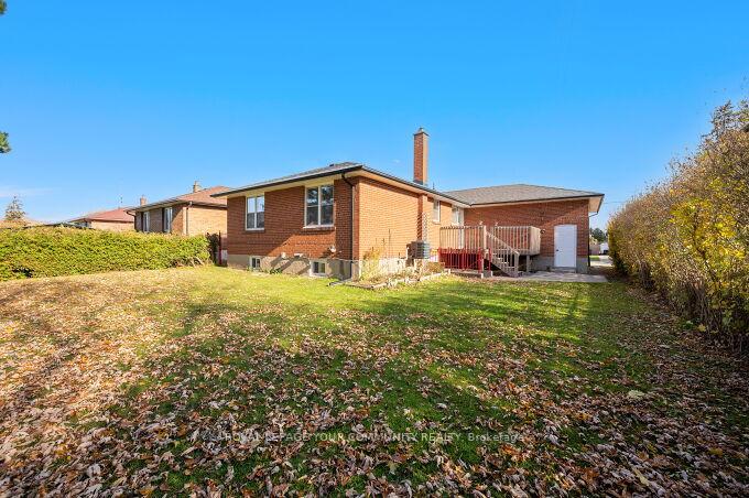 Photo 35 of 4 Windsor Road, Etobicoke, Kingsview Village-The Westway — HOMEH