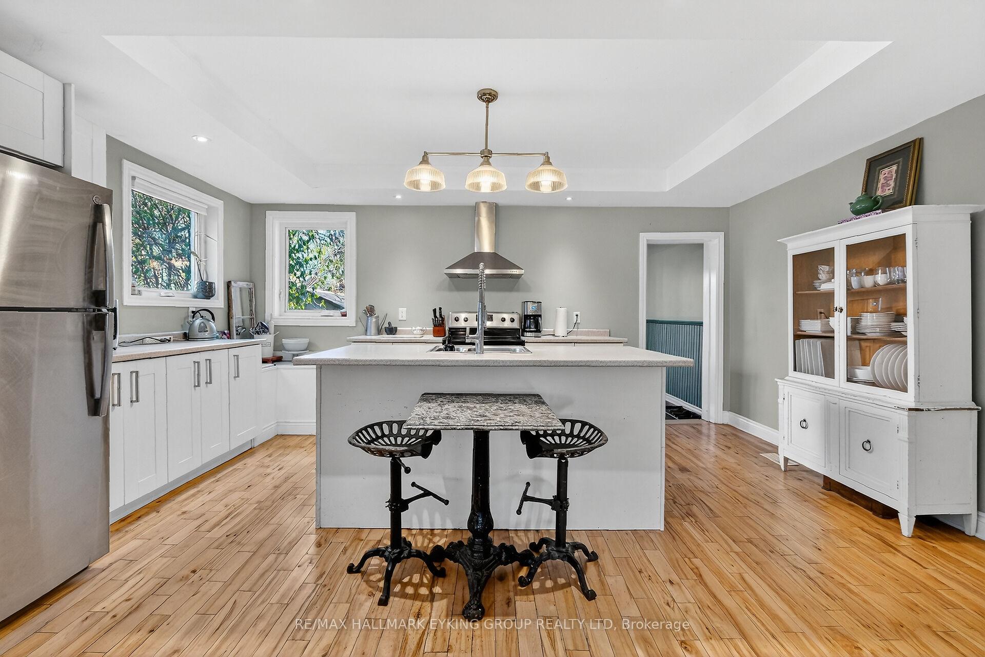 Photo 14 of 1762 Scott Street, Ottawa, Ottawa West — HOMEH