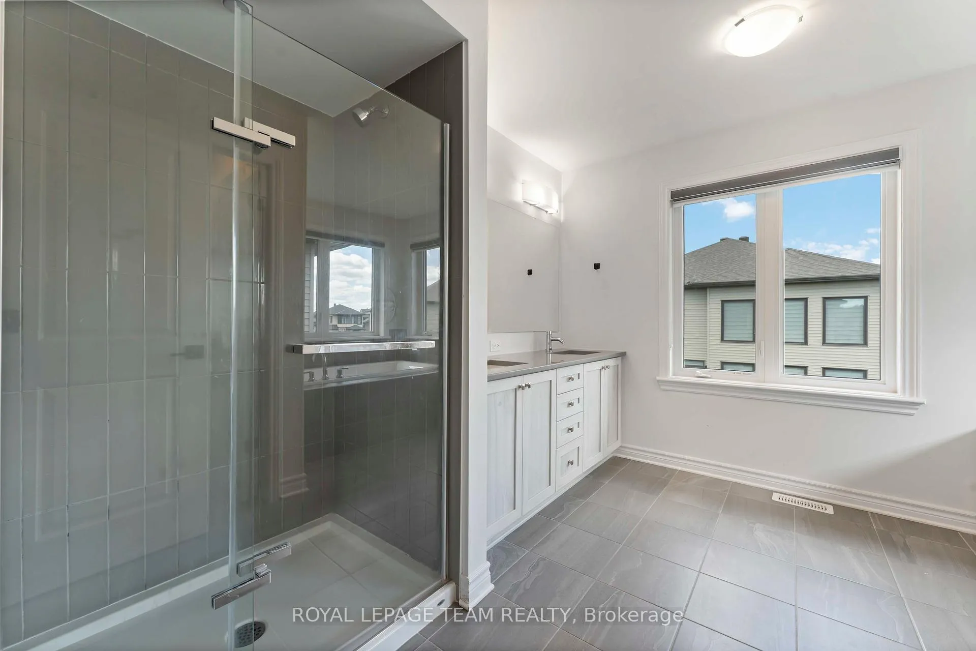 Photo 179 of 1010 Brian Good Avenue, Ottawa, Riverside South/Gloucester Glen — HOMEH