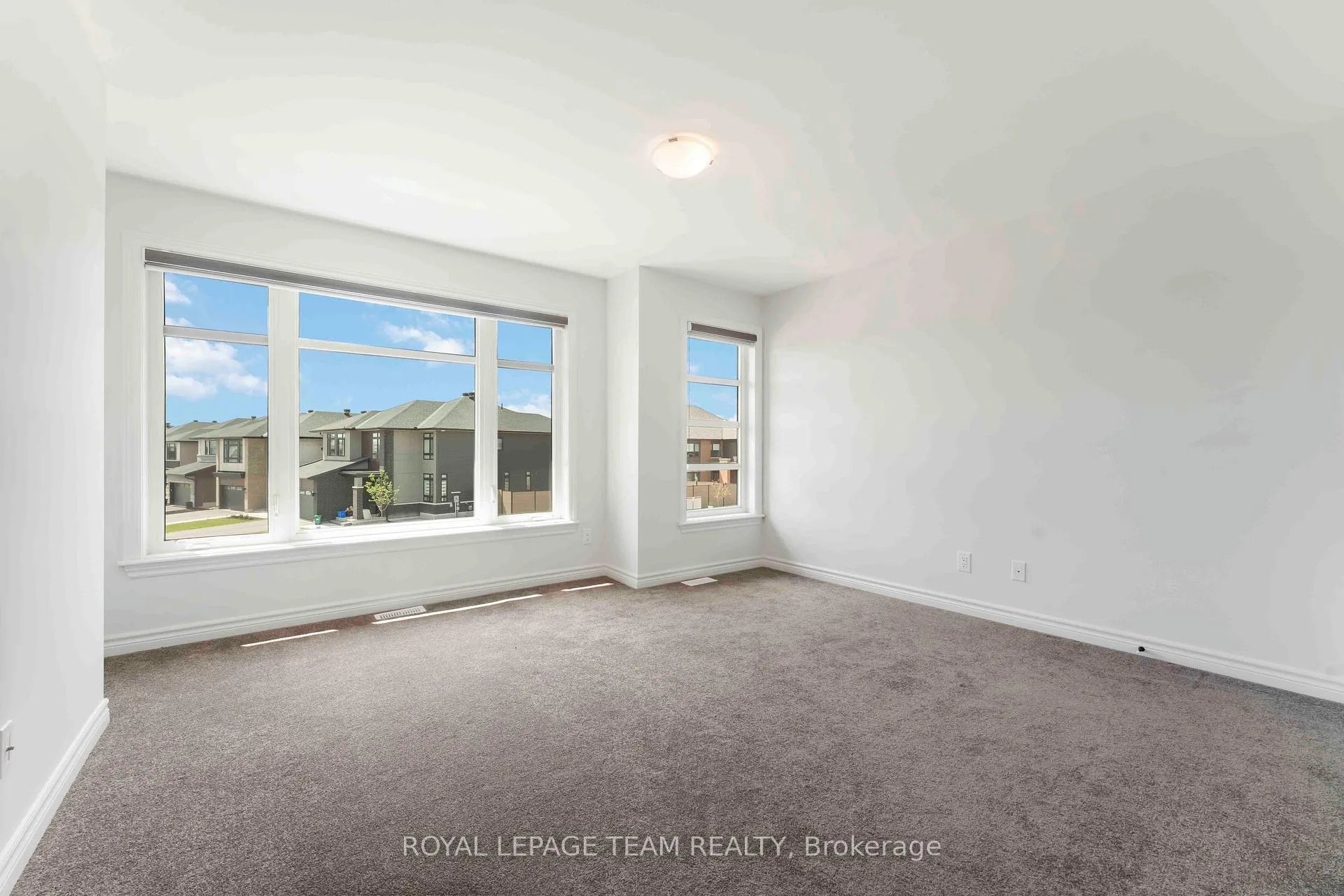 Photo 211 of 1010 Brian Good Avenue, Ottawa, Riverside South/Gloucester Glen — HOMEH