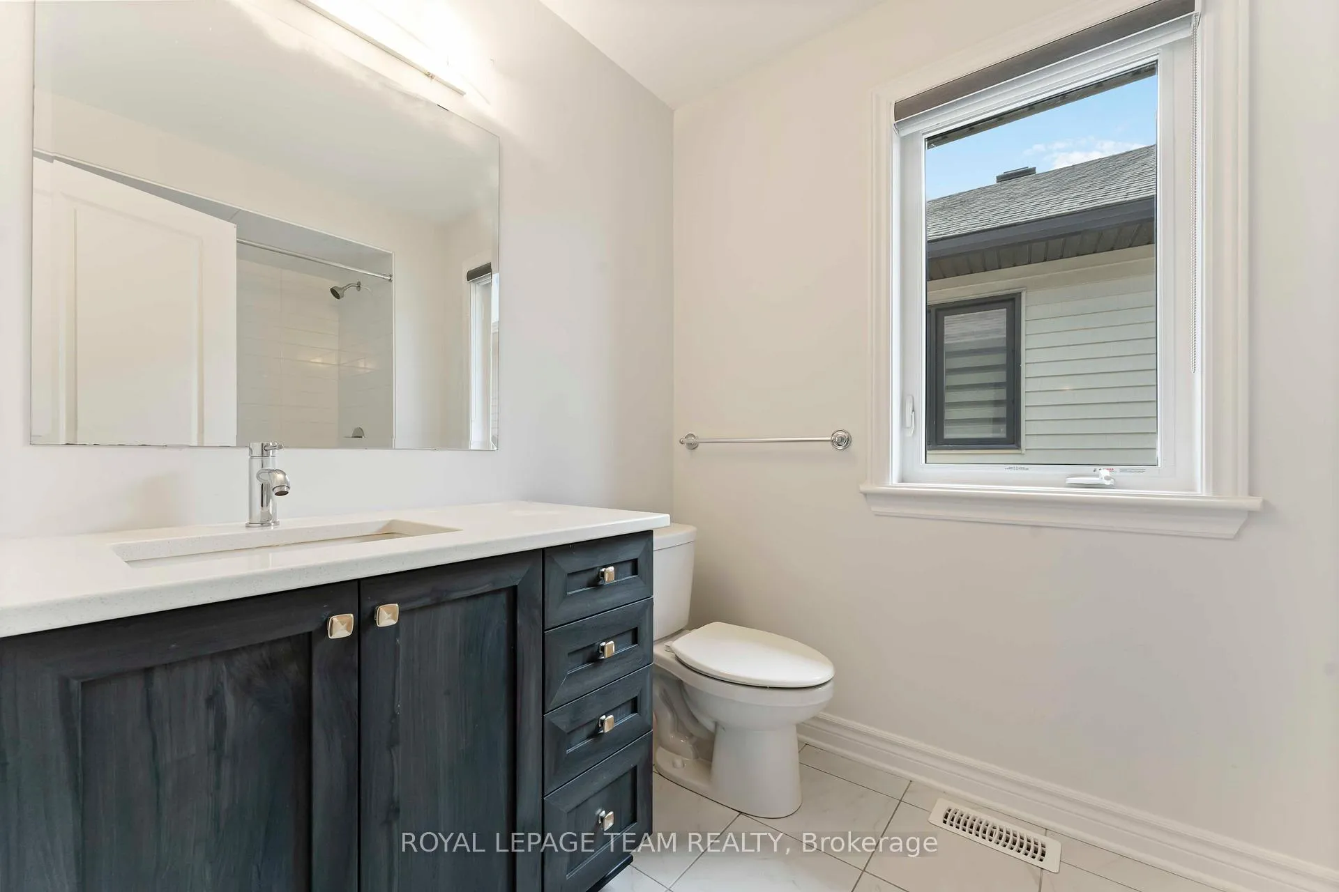 Photo 229 of 1010 Brian Good Avenue, Ottawa, Riverside South/Gloucester Glen — HOMEH