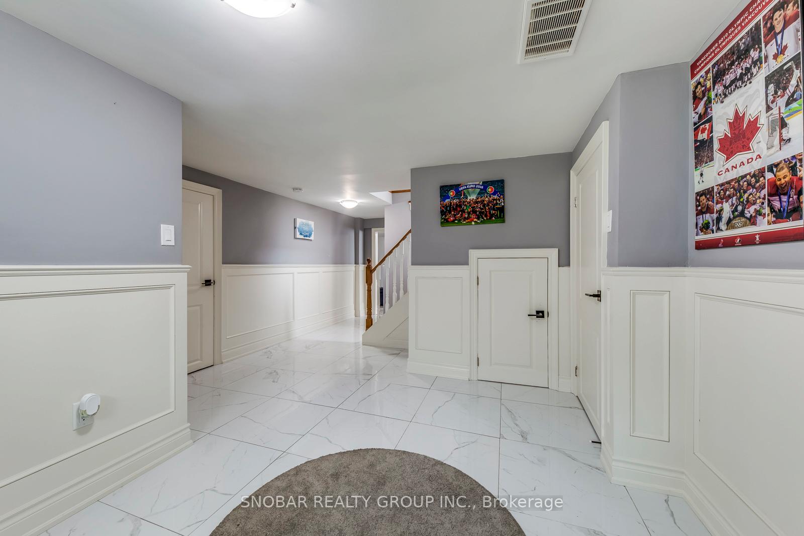Photo 20 of 44 Arkley Crescent, Etobicoke, Willowridge-Martingrove-Richview — HOMEH