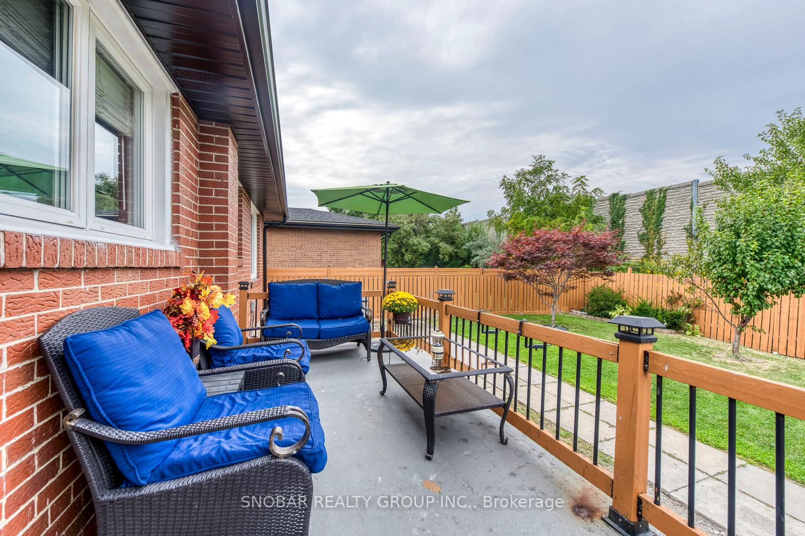 Photo 24 of 44 Arkley Crescent, Etobicoke, Willowridge-Martingrove-Richview — HOMEH