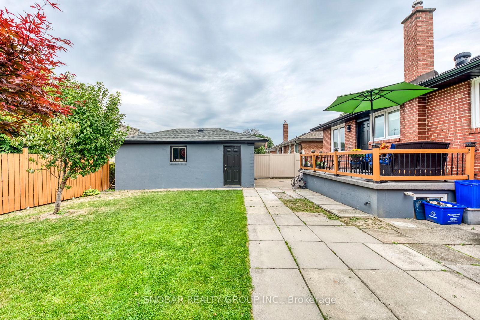 Photo 25 of 44 Arkley Crescent, Etobicoke, Willowridge-Martingrove-Richview — HOMEH
