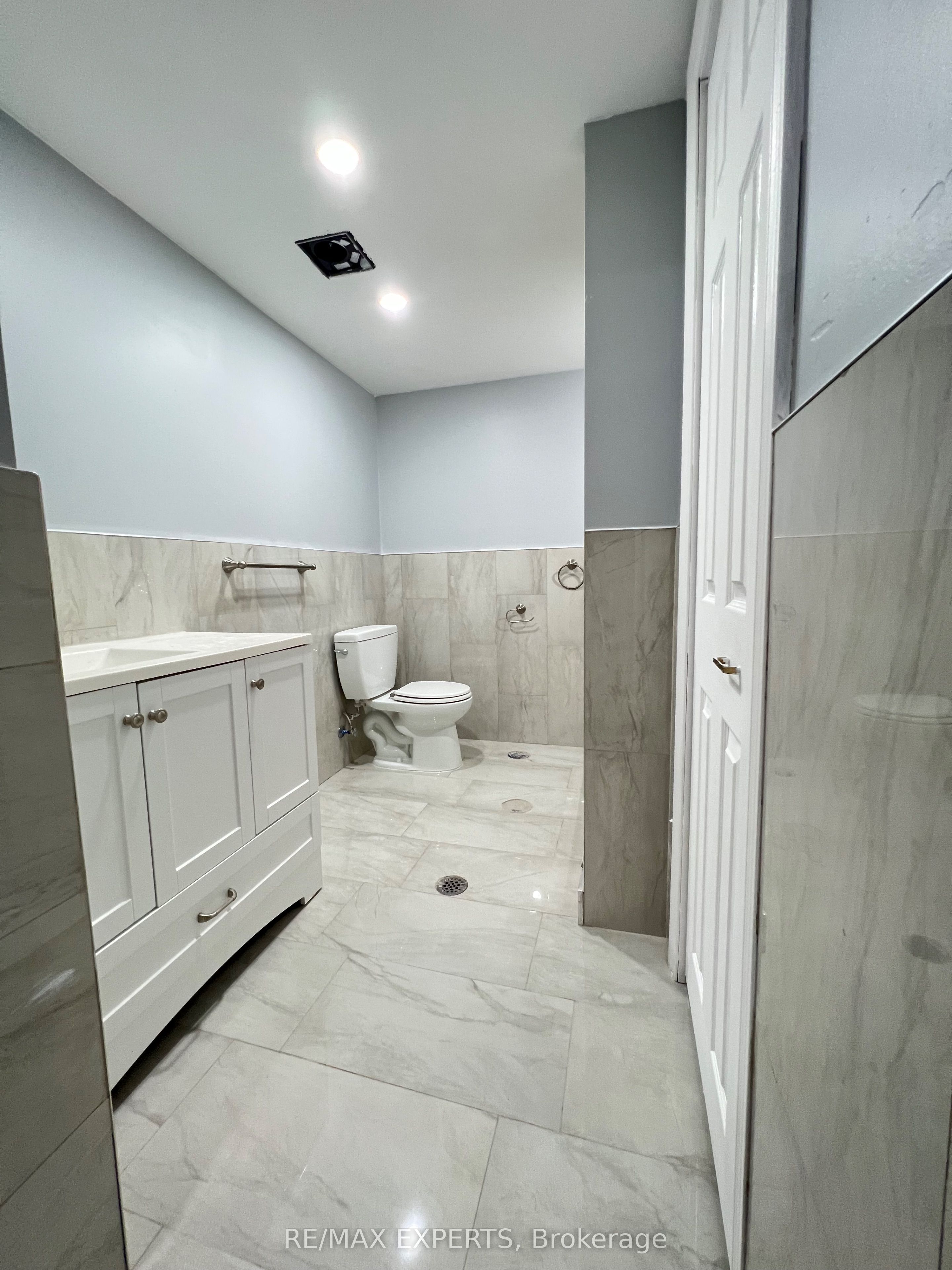 Photo 10 of 401 Forest Fountain Drive, Vaughan, Sonoma Heights — HOMEH
