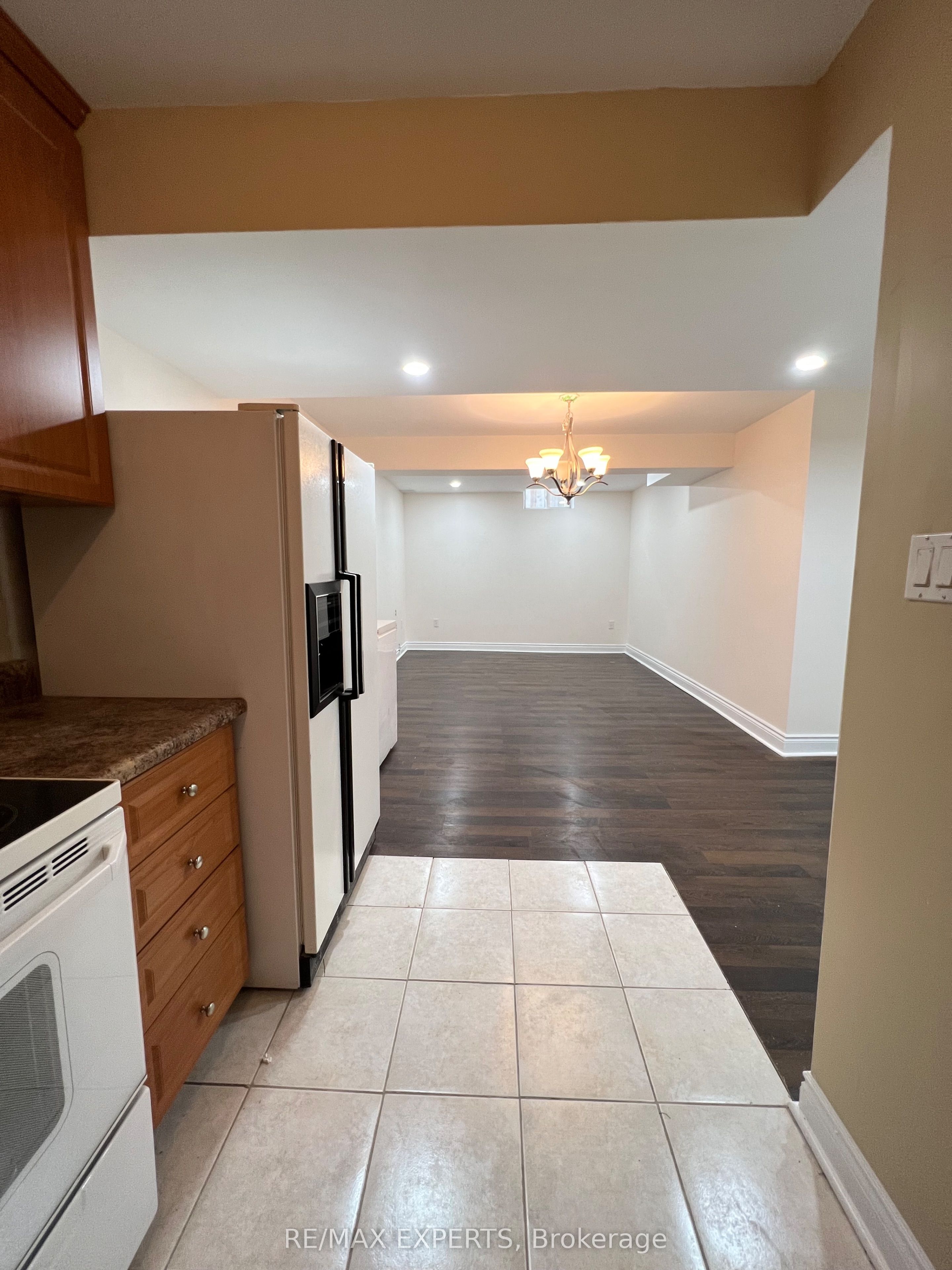 Photo 3 of 401 Forest Fountain Drive, Vaughan, Sonoma Heights — HOMEH