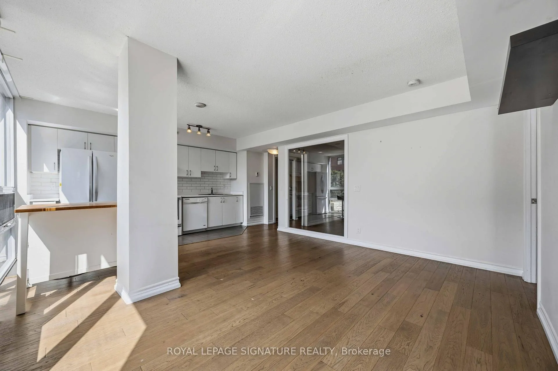 Photo 10 of Unit 208, 280 Donlands Avenue, Toronto, Danforth Village-East York — HOMEH