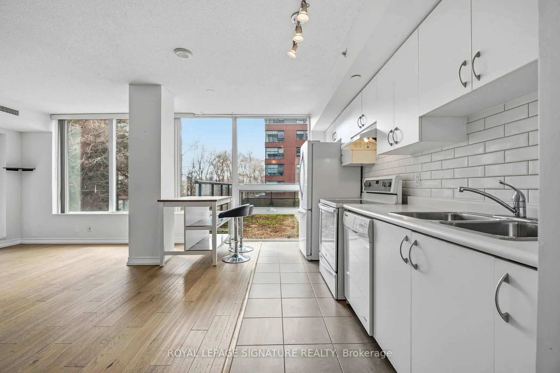 Photo 14 of Unit 208, 280 Donlands Avenue, Toronto, Danforth Village-East York — HOMEH