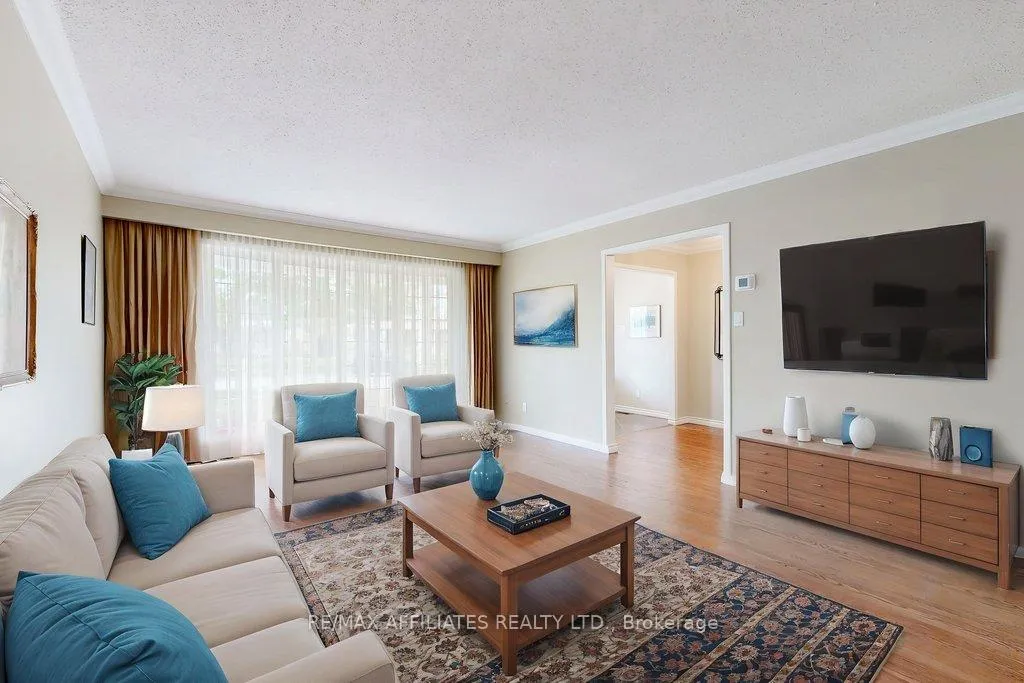 Photo 41 of 6 Centrepark Drive, Ottawa, Blackburn Hamlet — HOMEH