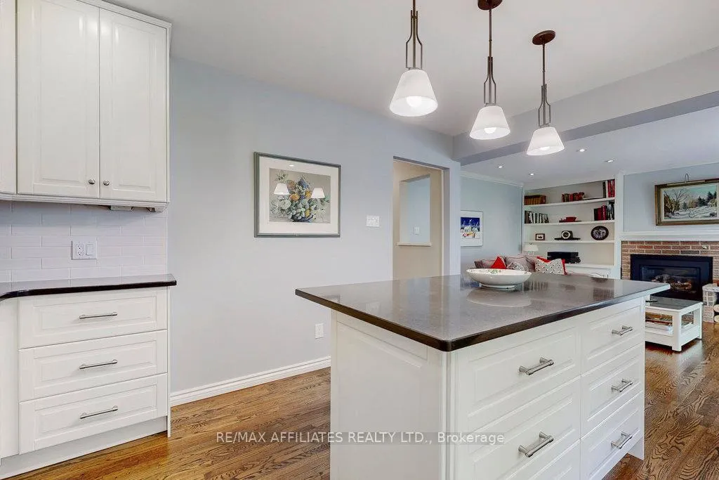 Photo 87 of 6 Centrepark Drive, Ottawa, Blackburn Hamlet — HOMEH
