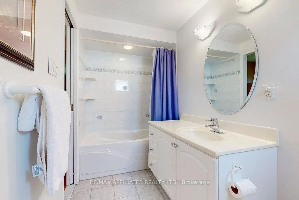 Photo 108 of 6 Centrepark Drive, Ottawa, Blackburn Hamlet — HOMEH