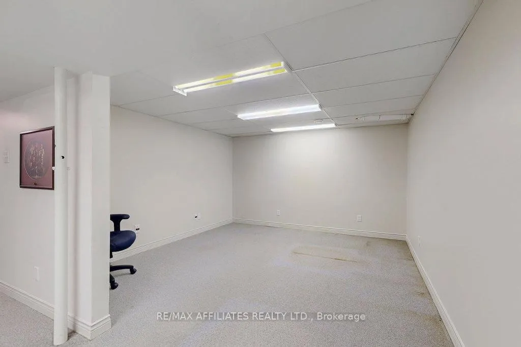 Photo 140 of 6 Centrepark Drive, Ottawa, Blackburn Hamlet — HOMEH