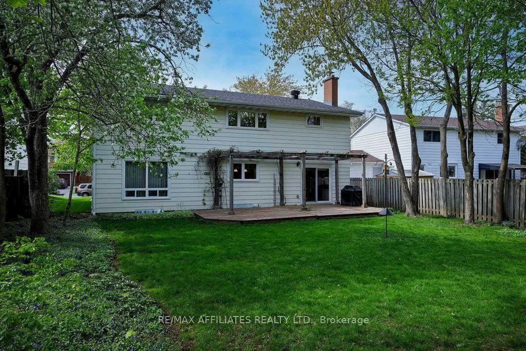 Photo 175 of 6 Centrepark Drive, Ottawa, Blackburn Hamlet — HOMEH