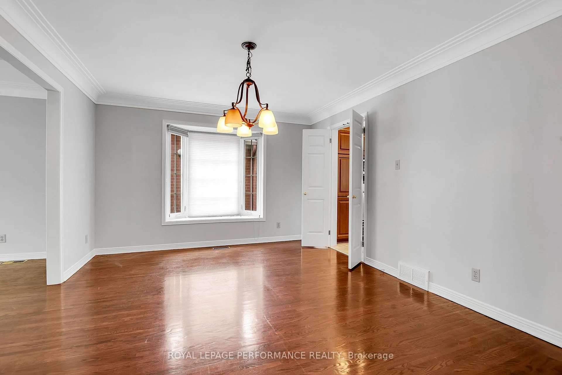Photo 30 of 2088 Lamira Street, Ottawa, Applewood Acres — HOMEH