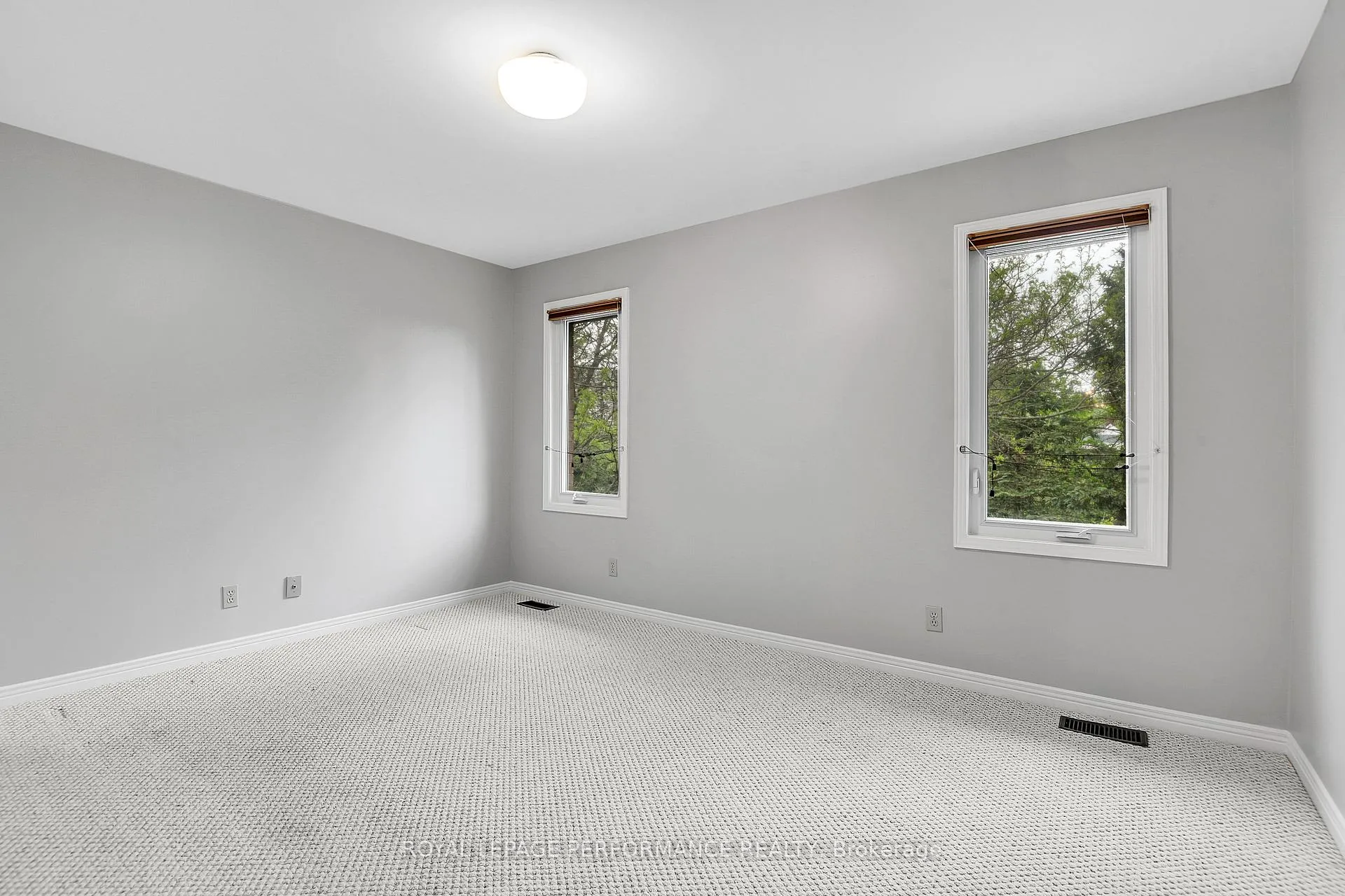 Photo 108 of 2088 Lamira Street, Ottawa, Applewood Acres — HOMEH