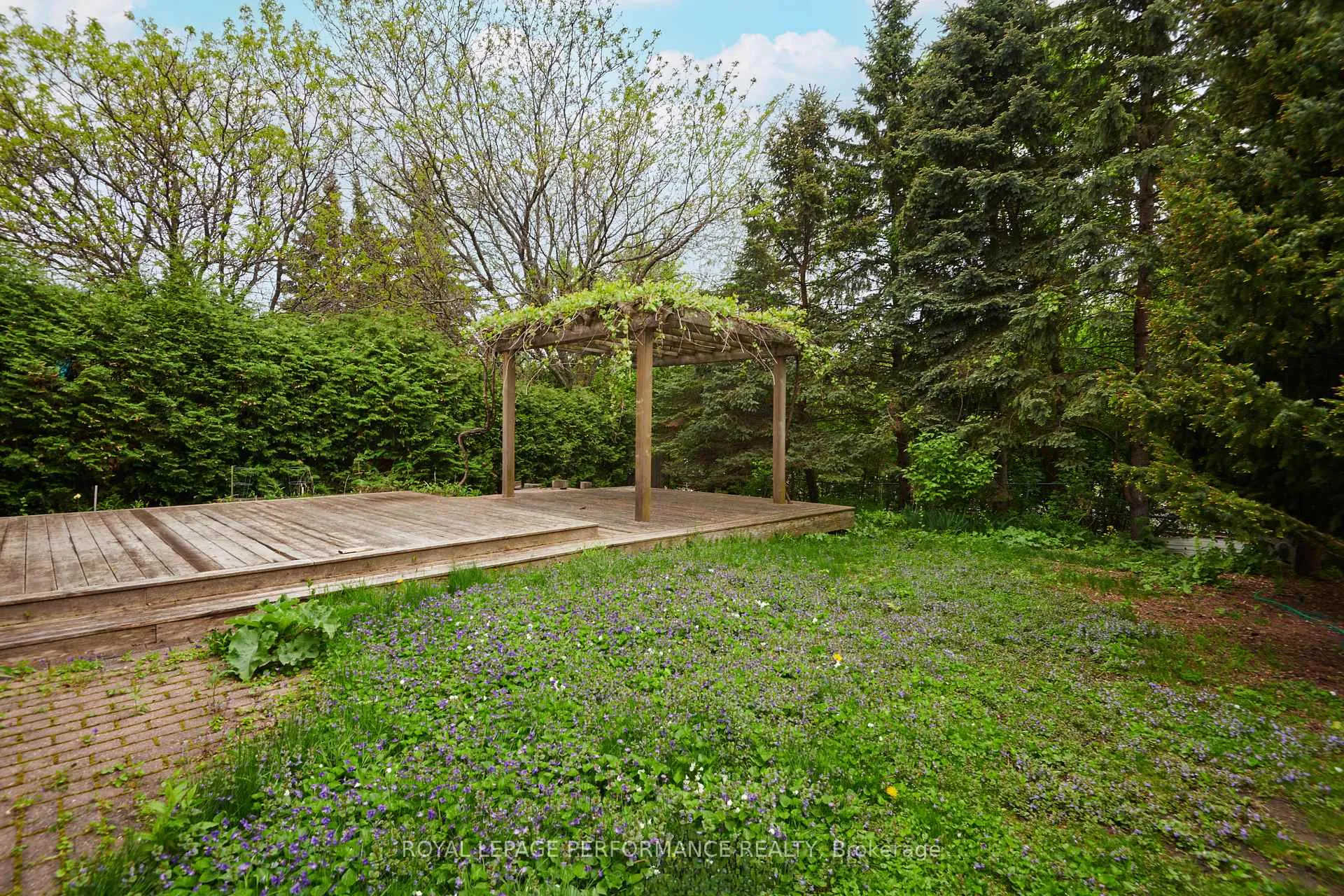 Photo 148 of 2088 Lamira Street, Ottawa, Applewood Acres — HOMEH