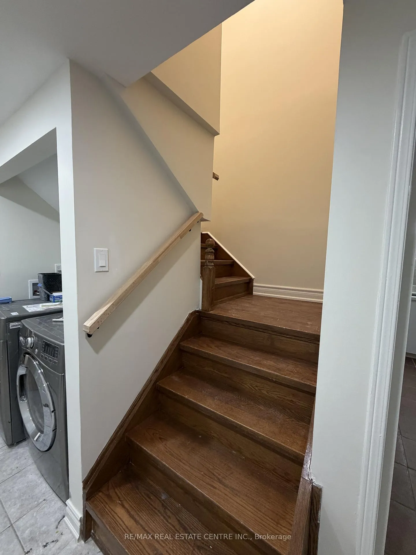 Photo 17 of Unit Bsmt, 10 Sheldon Drive, Ajax, Central — HOMEH