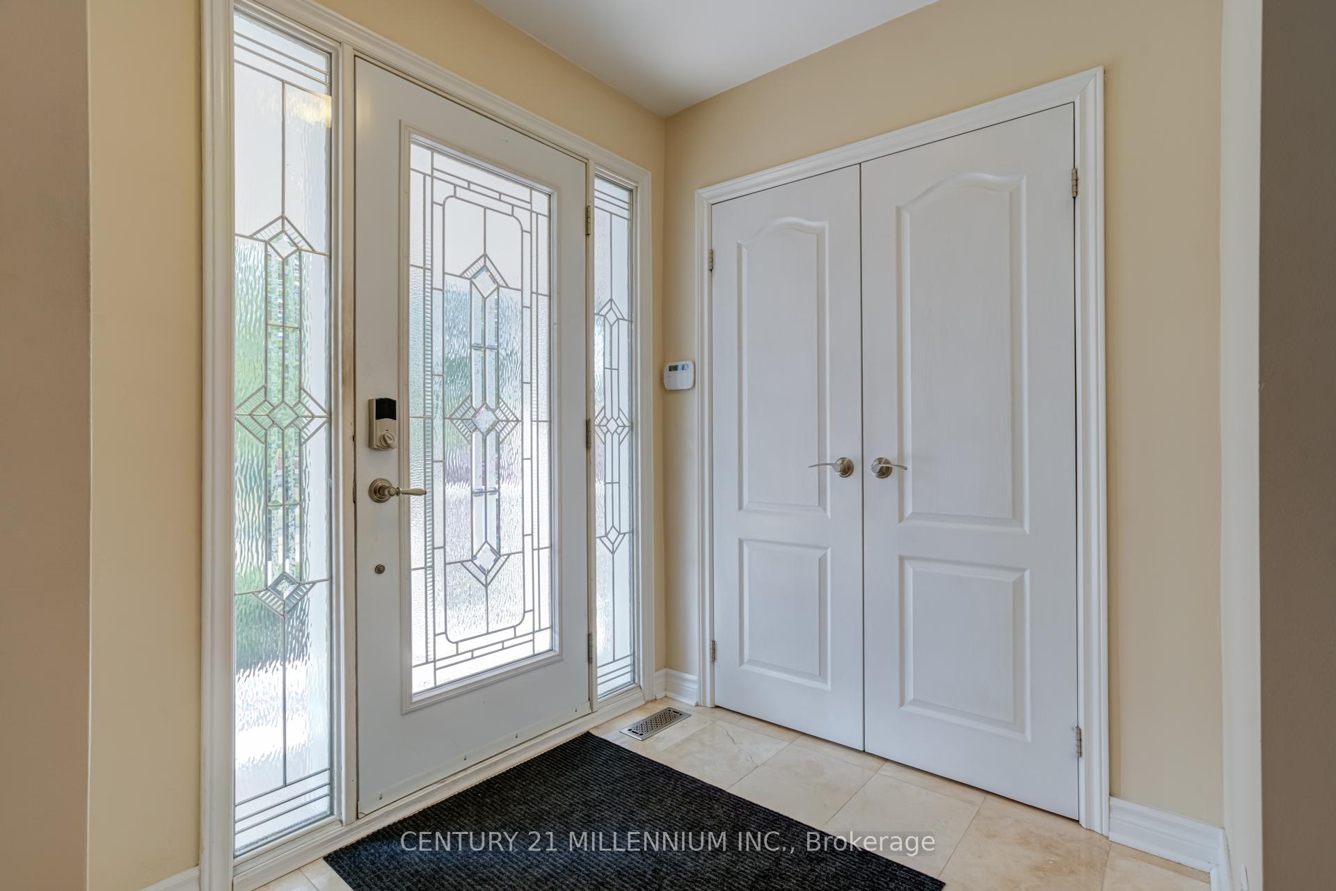 Photo 23 of 46 Northcrest Road, Etobicoke, Kingsview Village-The Westway — HOMEH