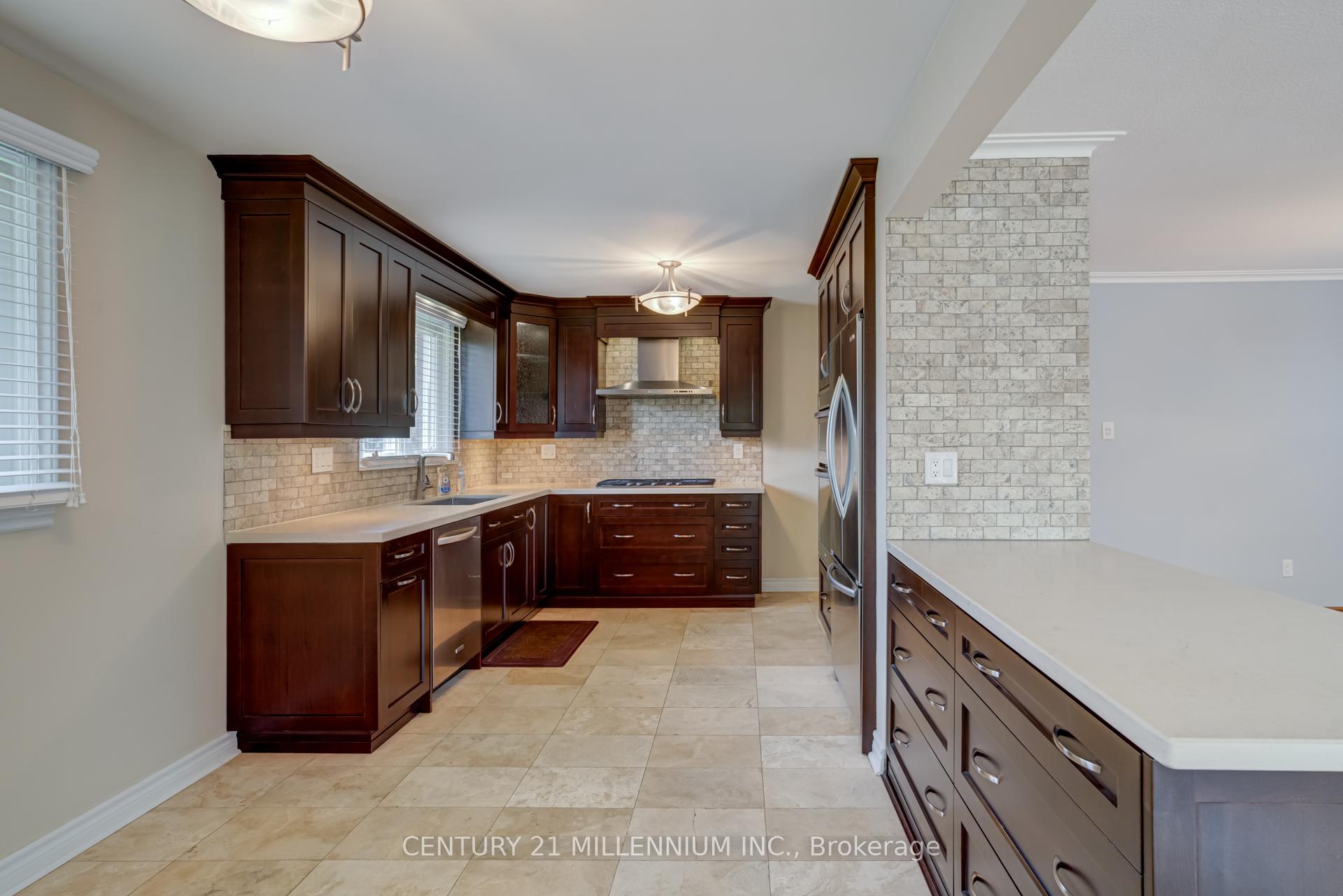 Photo 43 of 46 Northcrest Road, Etobicoke, Kingsview Village-The Westway — HOMEH