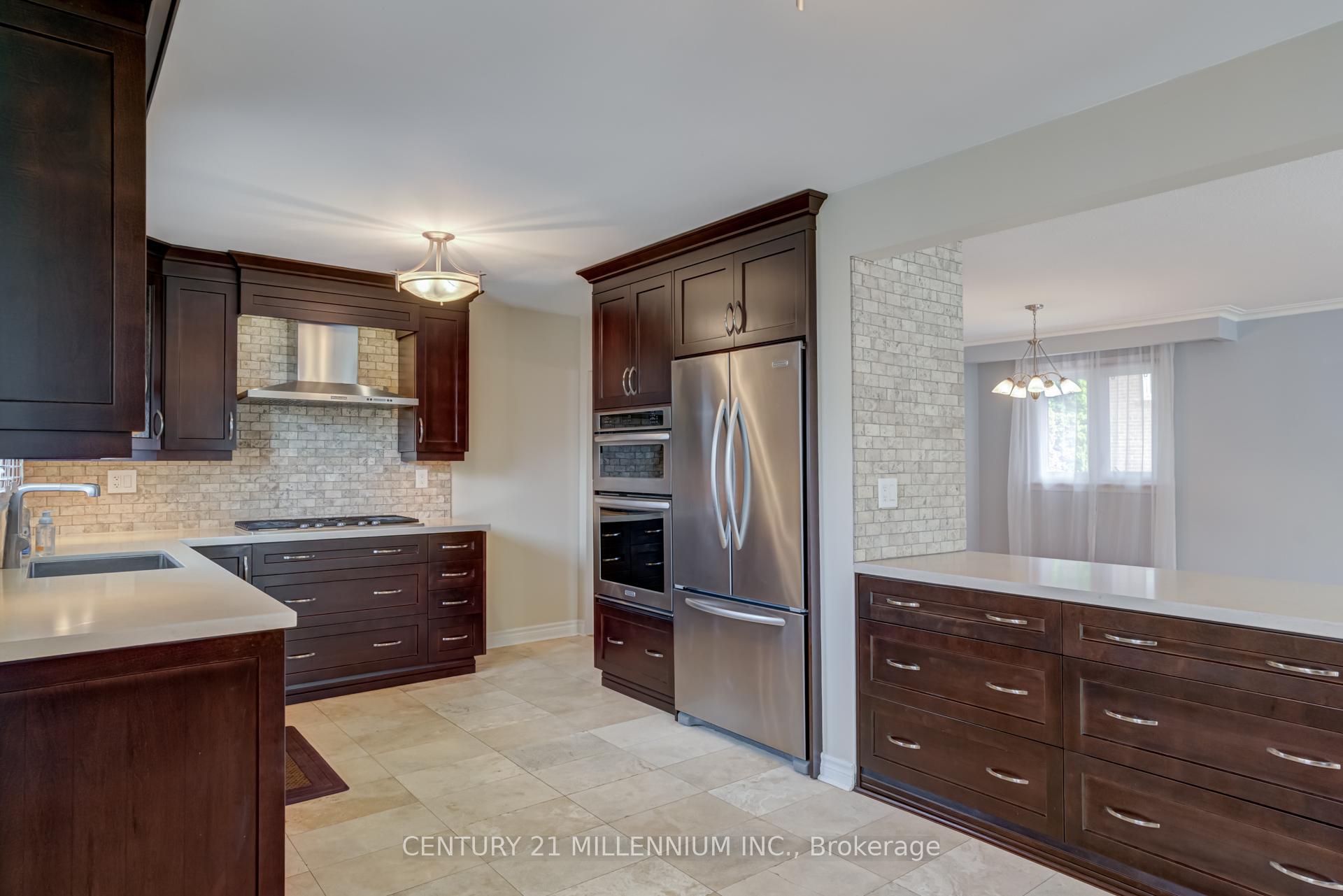 Photo 10 of 46 Northcrest Road, Etobicoke, Kingsview Village-The Westway — HOMEH