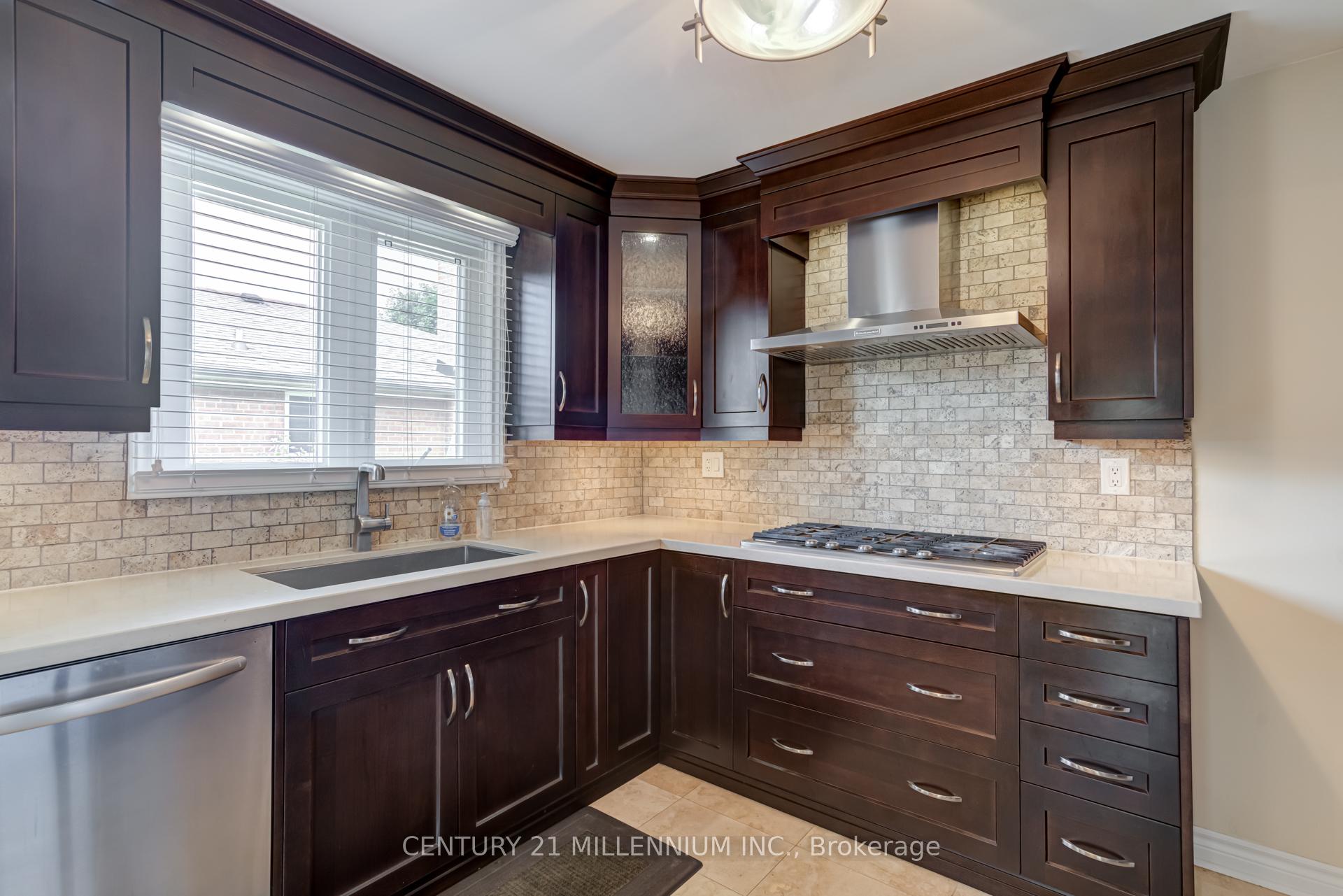 Photo 2 of 46 Northcrest Road, Etobicoke, Kingsview Village-The Westway — HOMEH