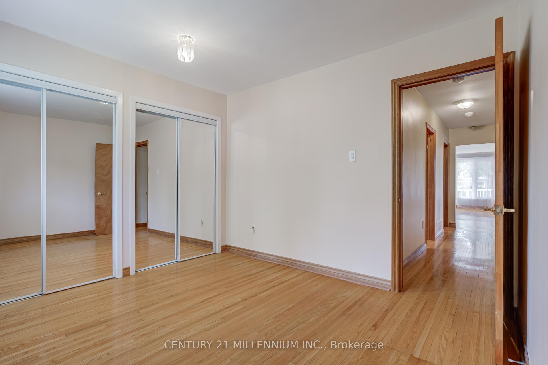 Photo 39 of 46 Northcrest Road, Etobicoke, Kingsview Village-The Westway — HOMEH