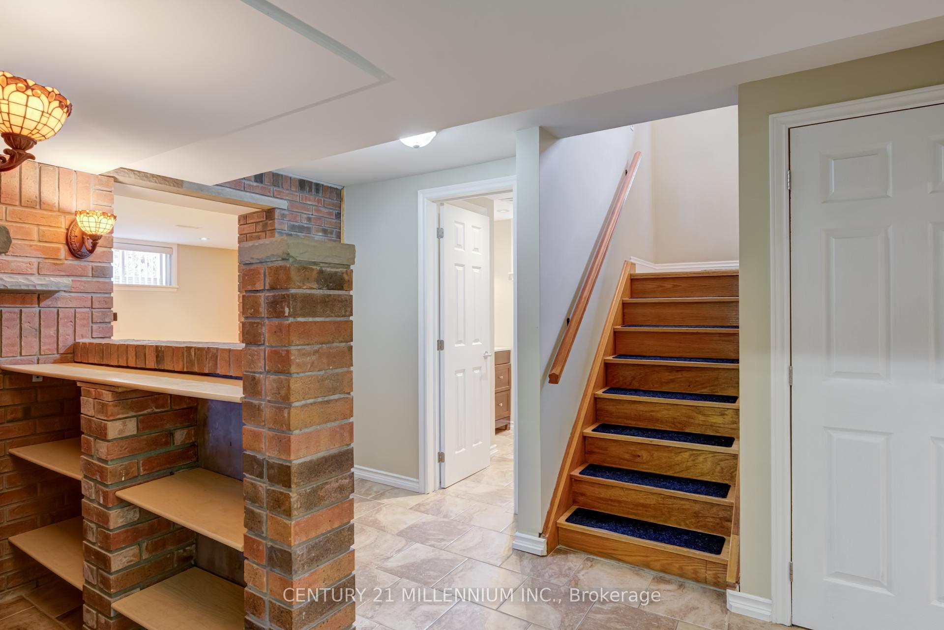 Photo 24 of 46 Northcrest Road, Etobicoke, Kingsview Village-The Westway — HOMEH